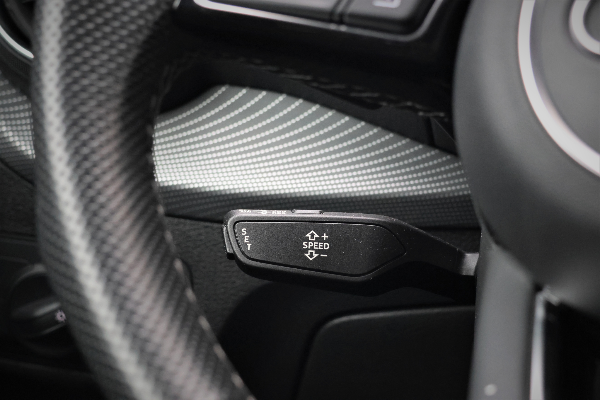 listing desktop thumbnail image 15