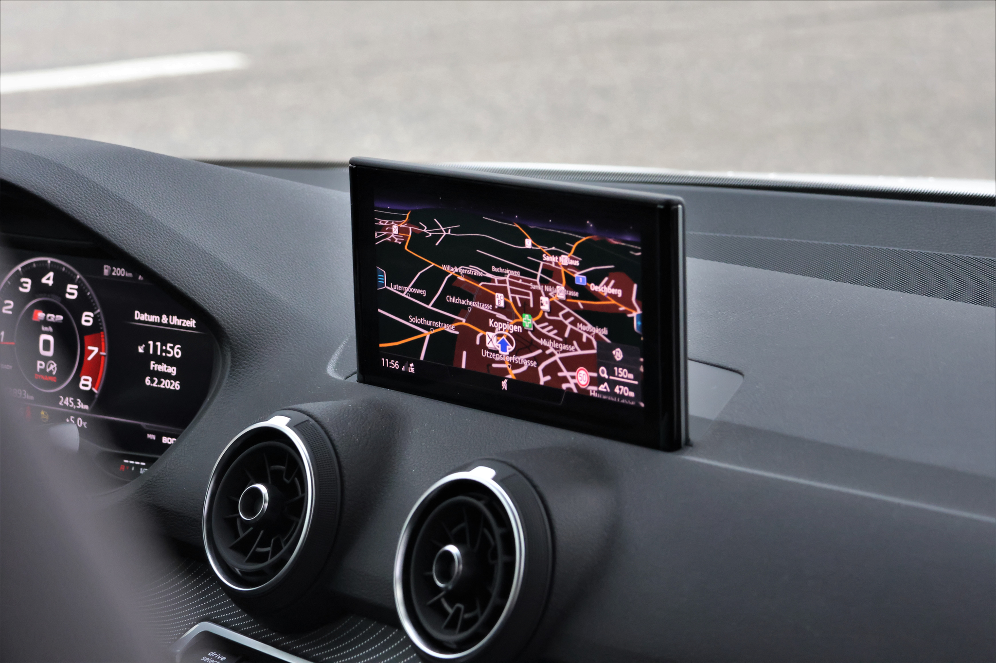 listing desktop thumbnail image 17