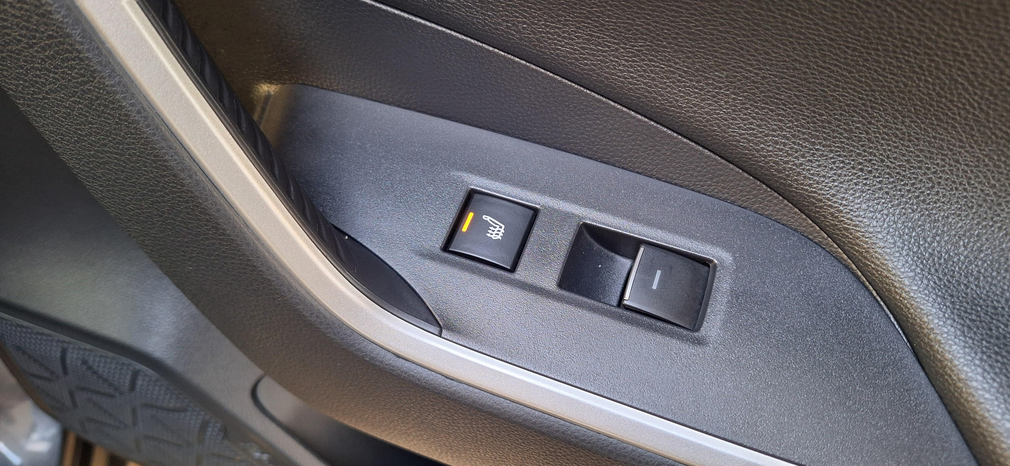 listing desktop thumbnail image 15