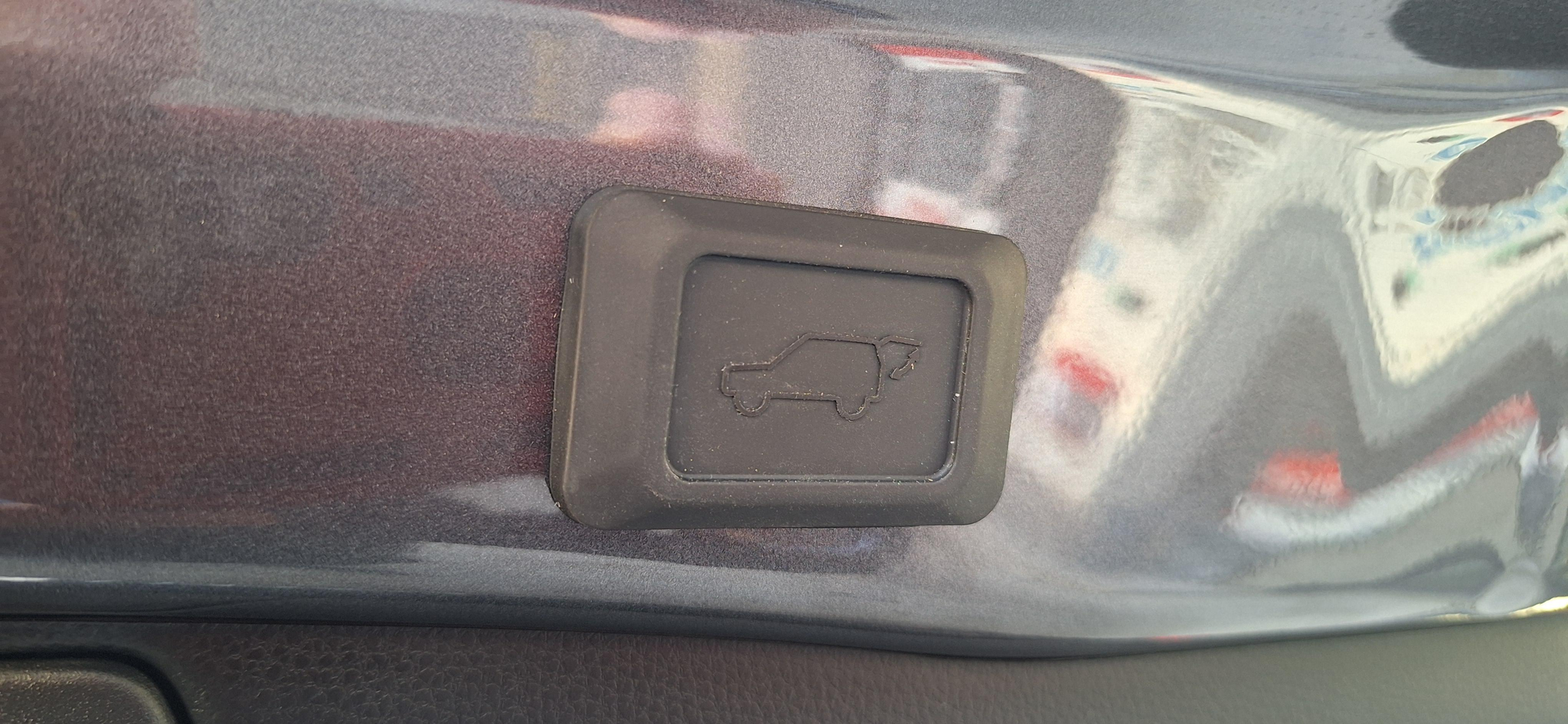 listing desktop thumbnail image 12