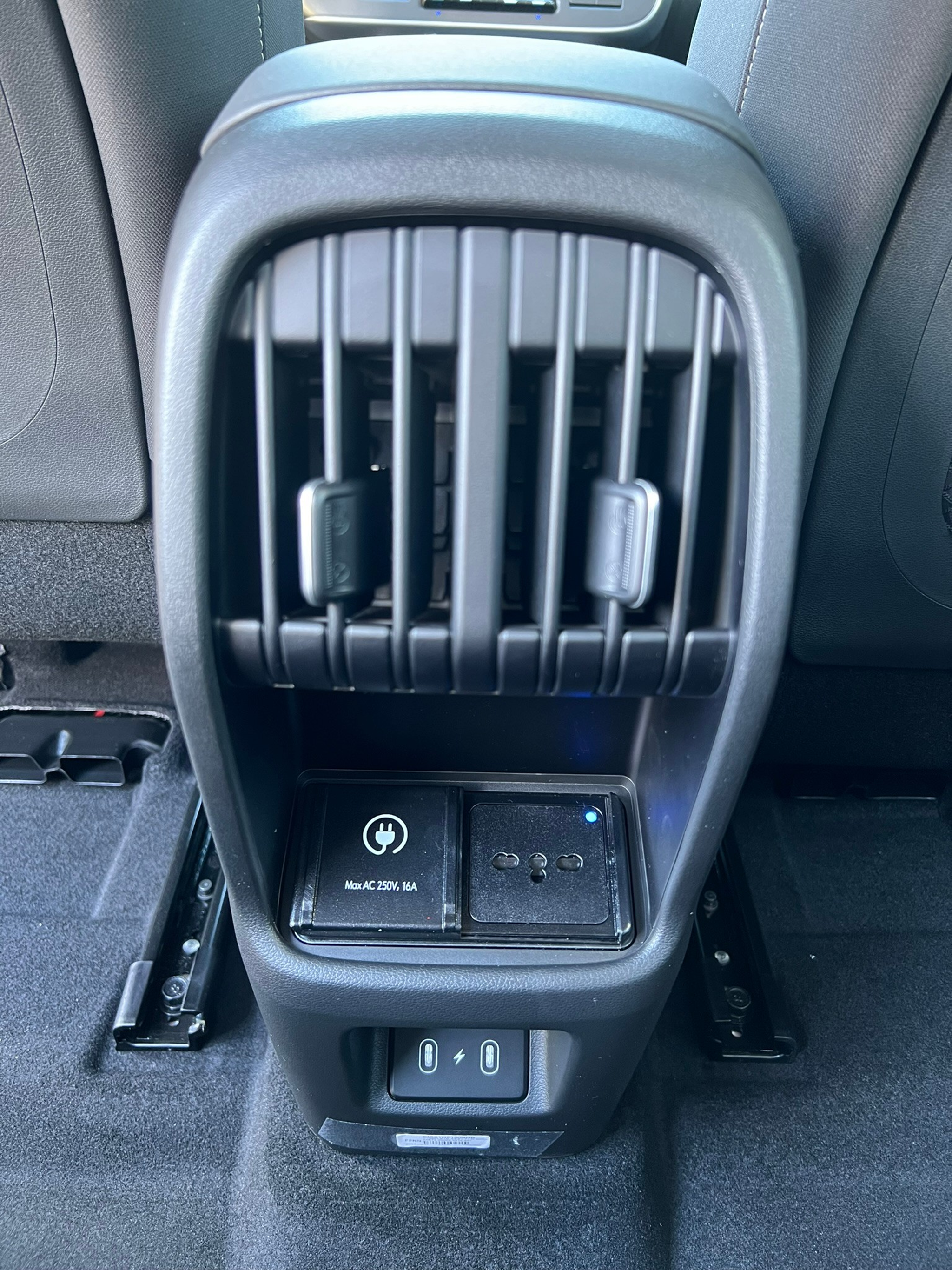 listing desktop thumbnail image 16