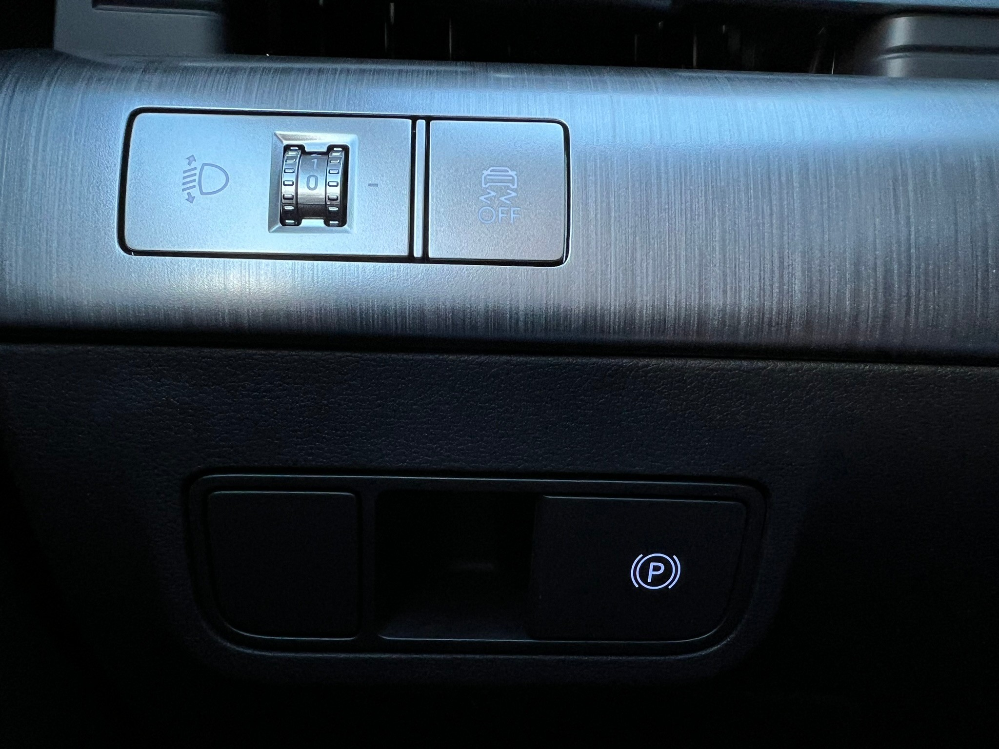 listing desktop thumbnail image 15