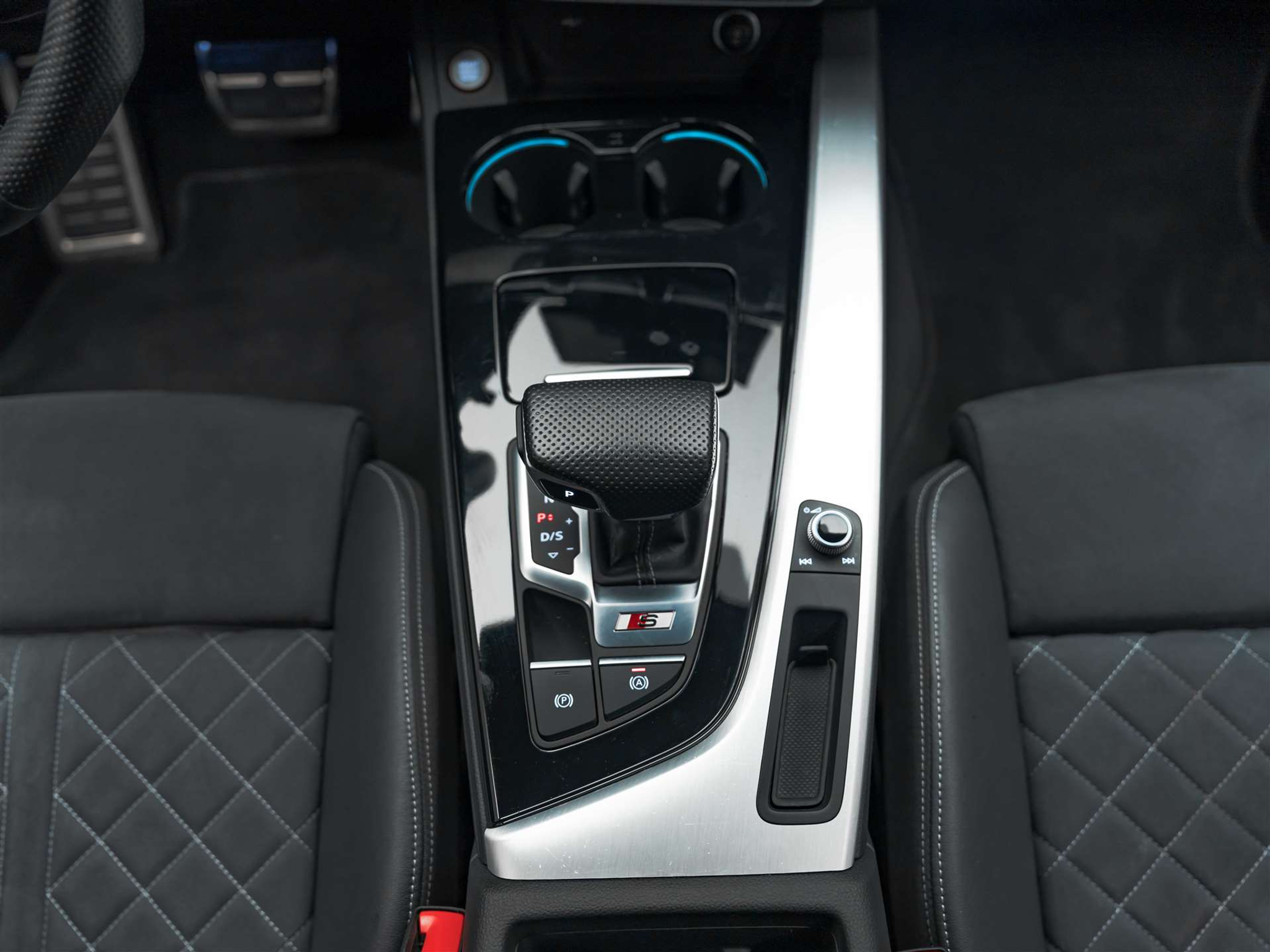 listing desktop thumbnail image 29