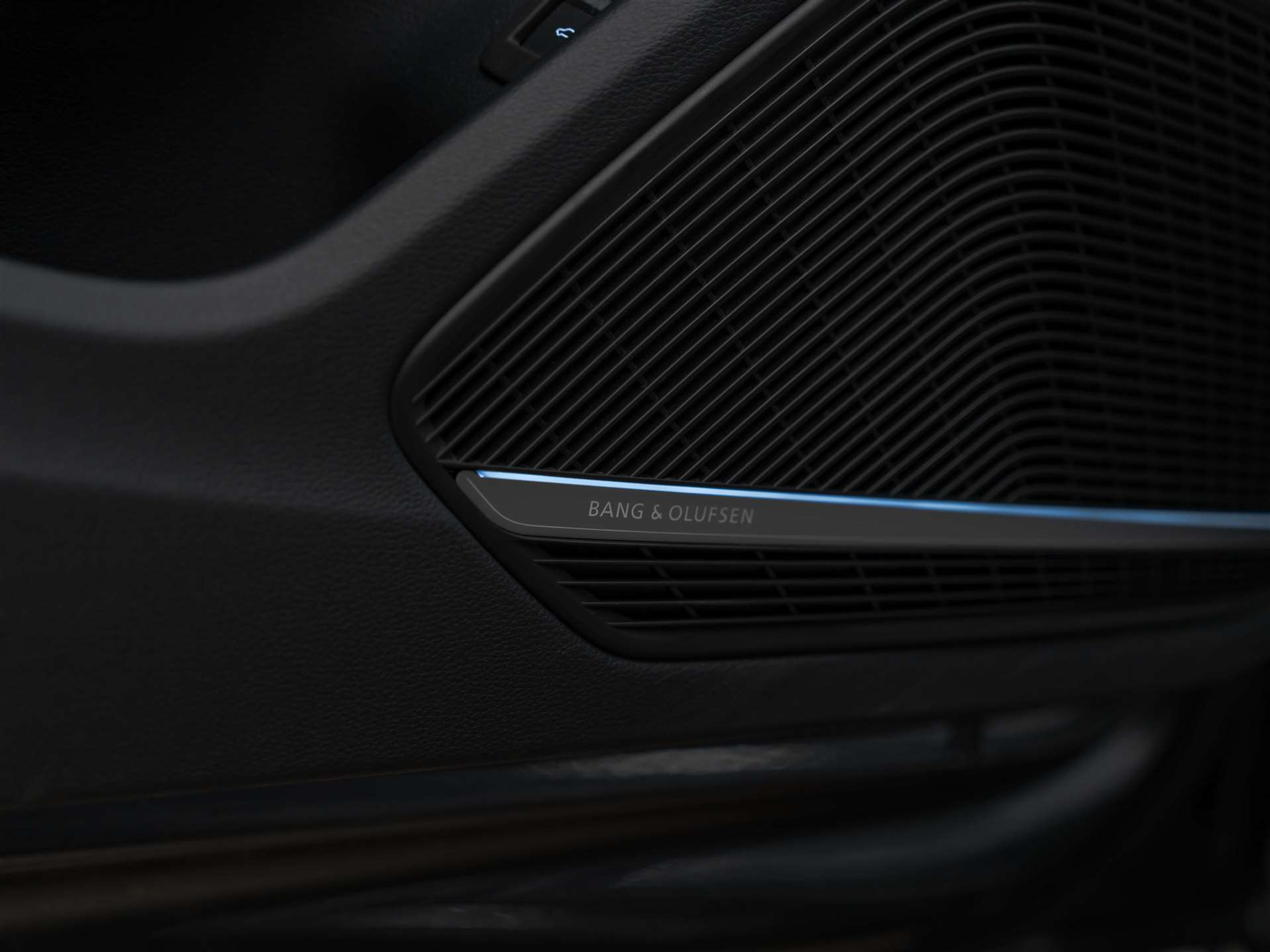 listing desktop thumbnail image 24