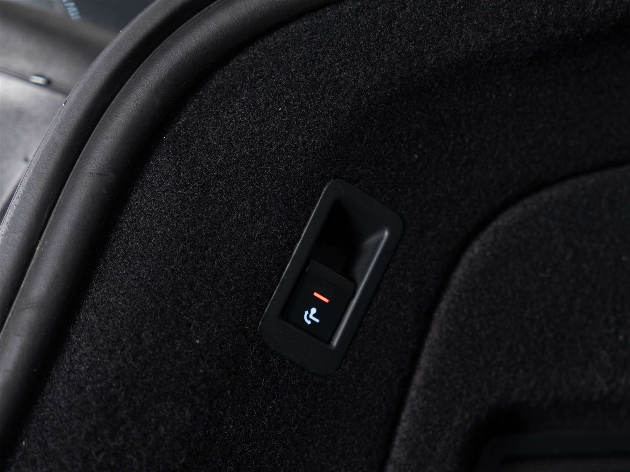 listing desktop thumbnail image 45