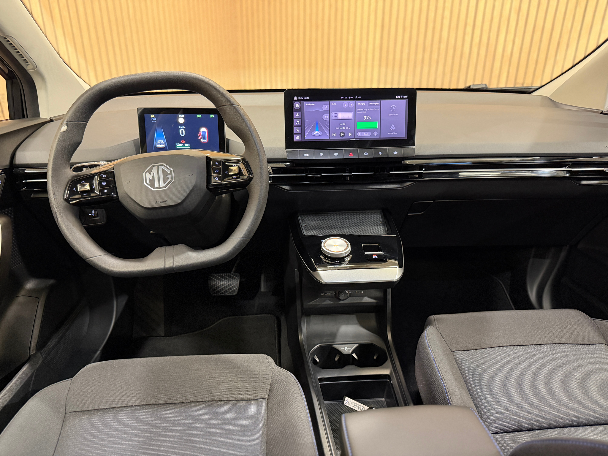 listing desktop thumbnail image 5