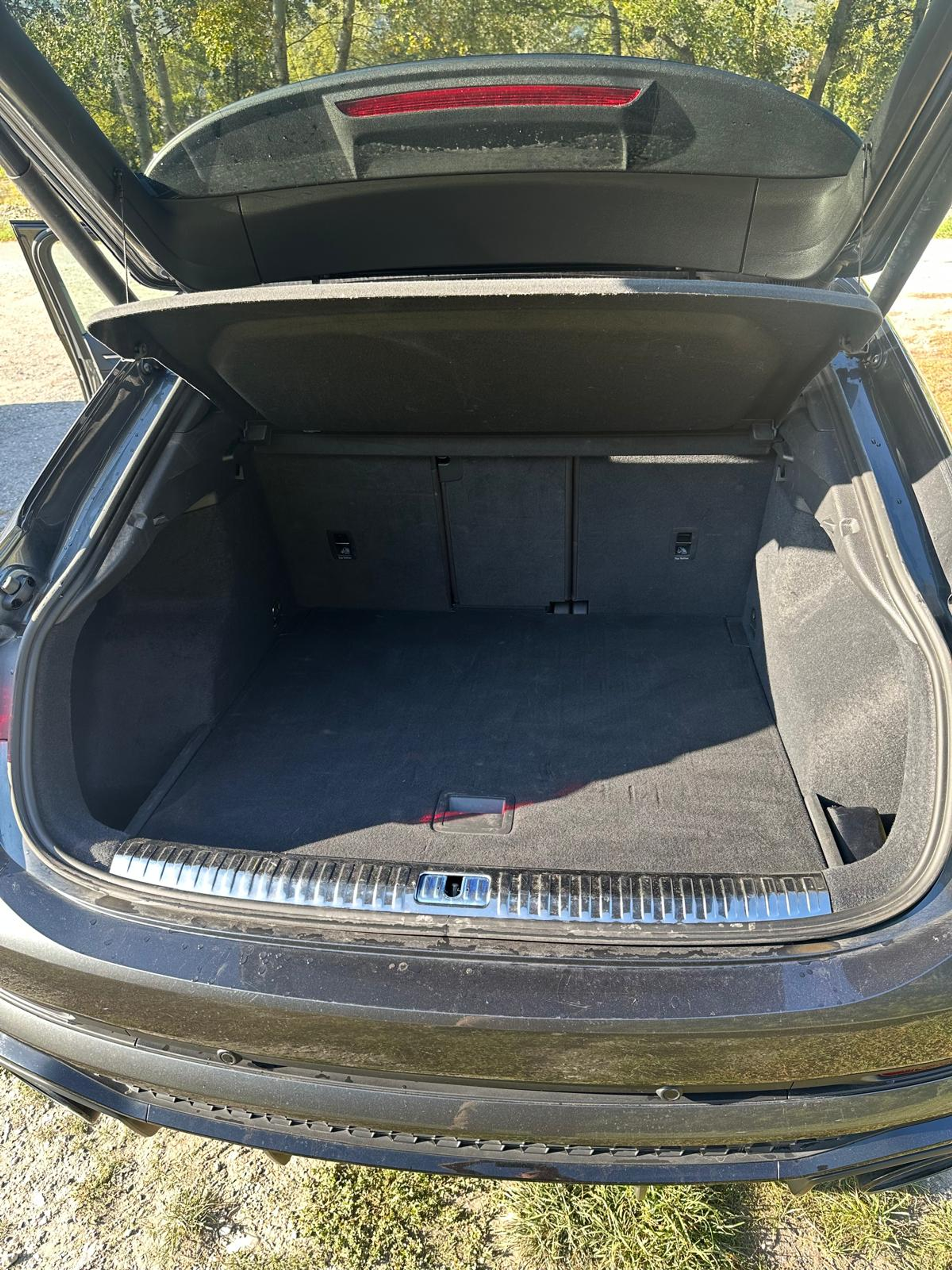 listing desktop thumbnail image 7