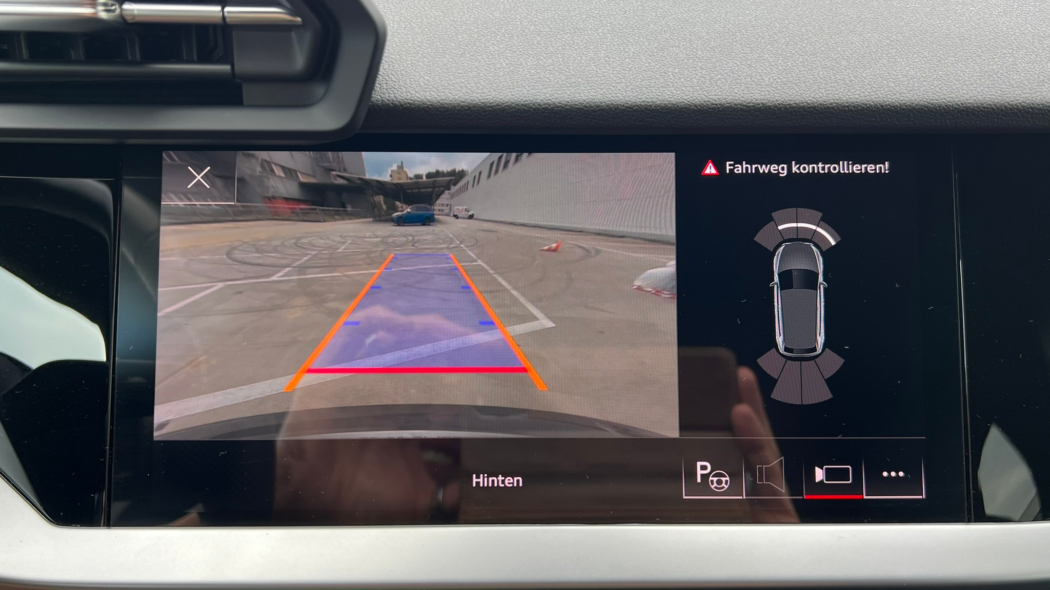 listing desktop thumbnail image 21