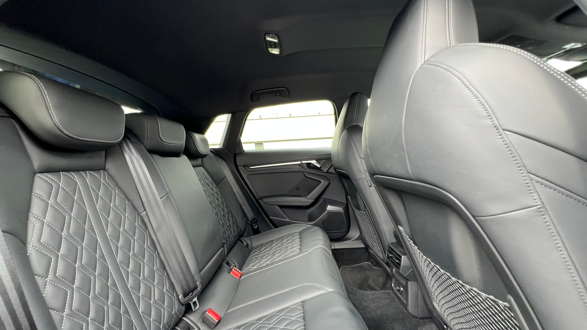 listing desktop thumbnail image 28