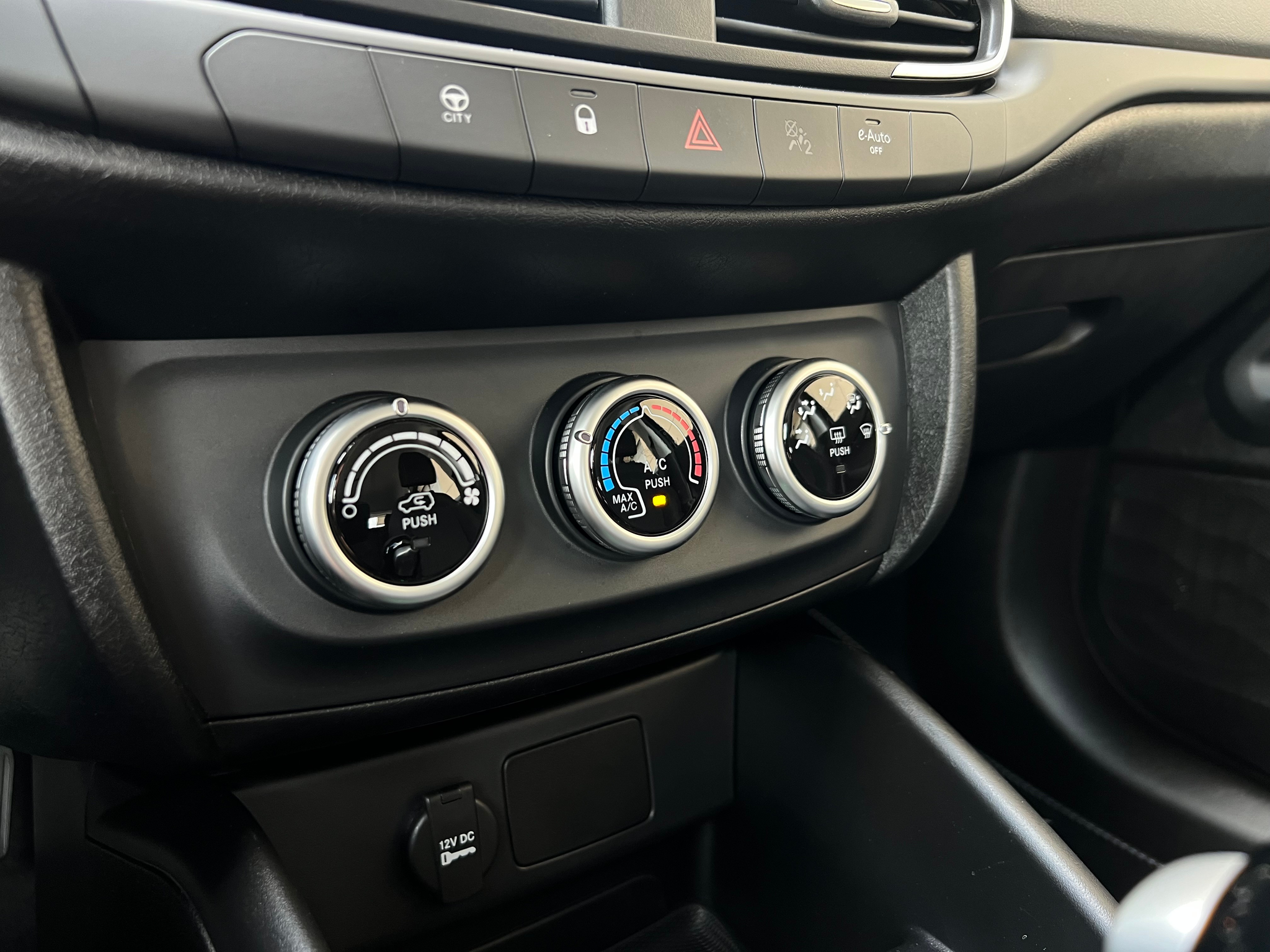 listing desktop thumbnail image 16