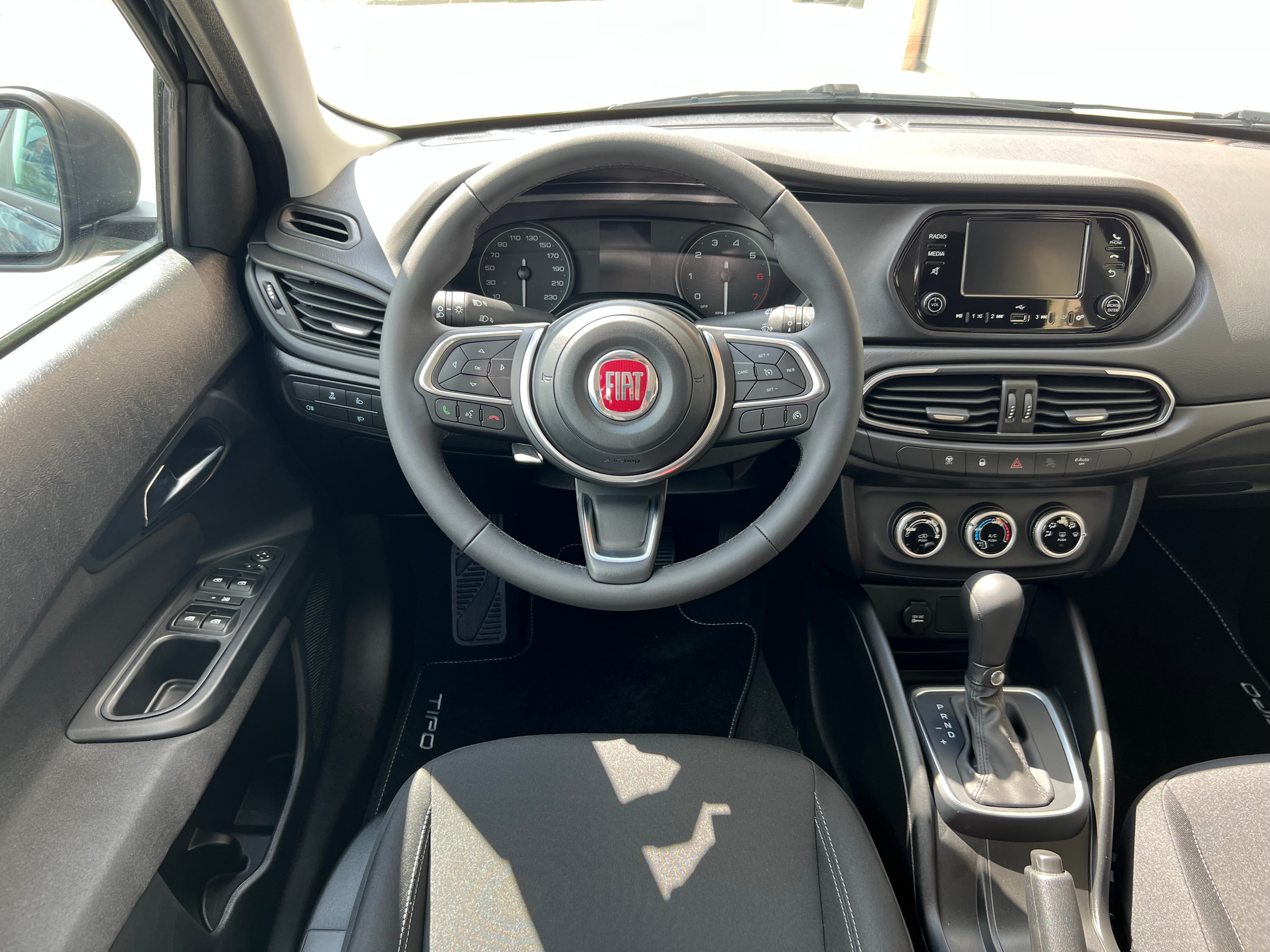 listing desktop thumbnail image 14