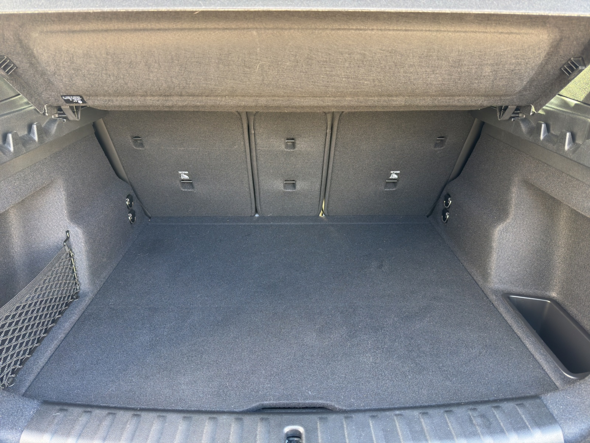 listing desktop thumbnail image 8