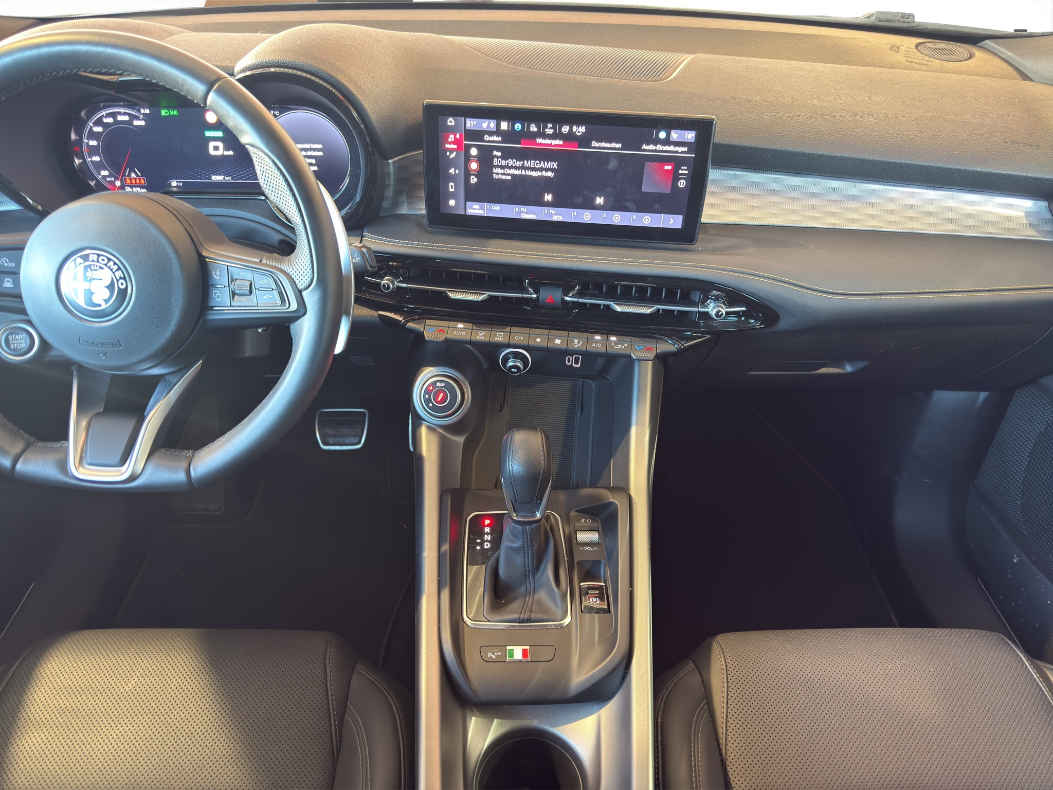 listing desktop thumbnail image 15