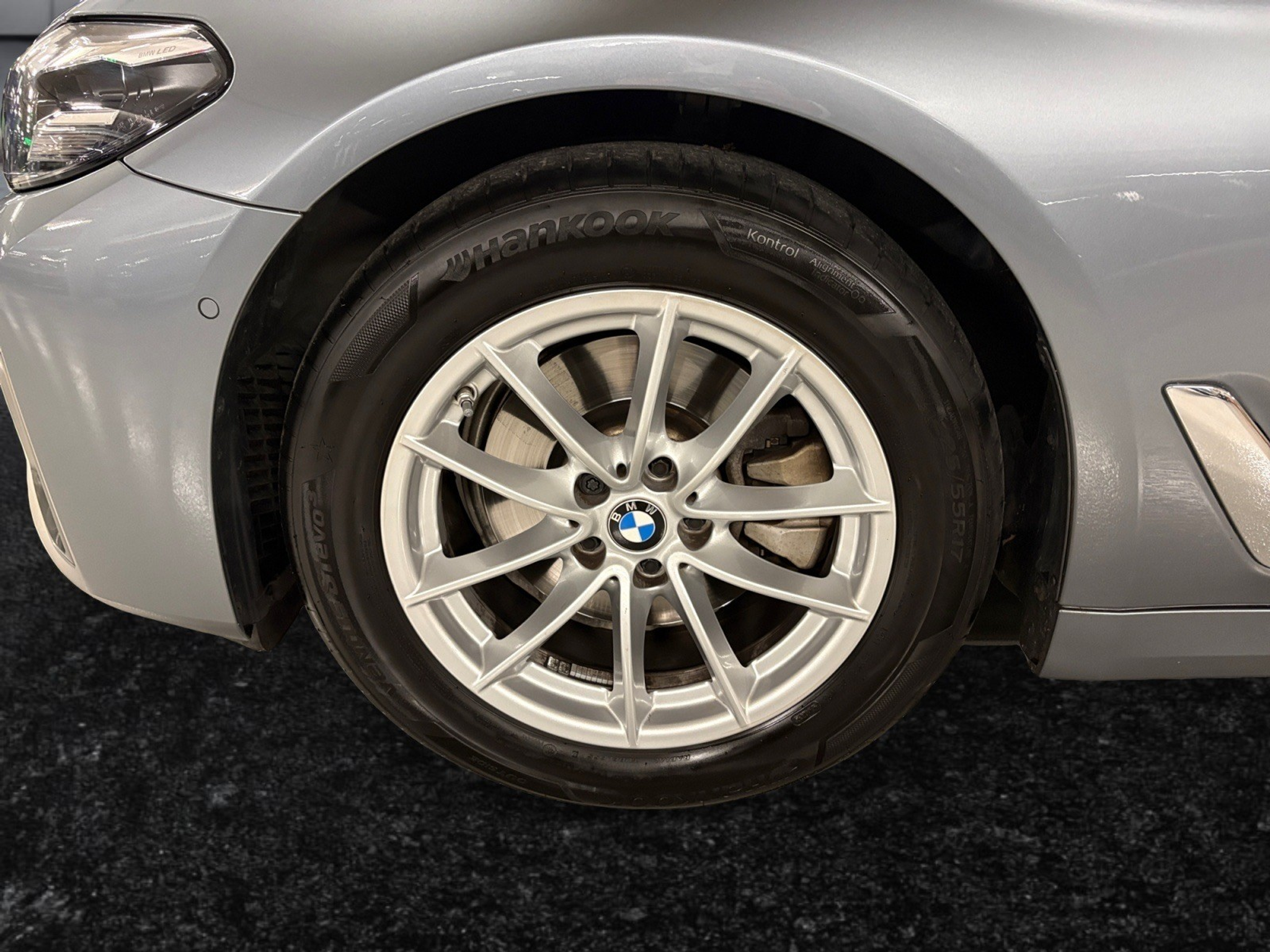 listing desktop thumbnail image 14