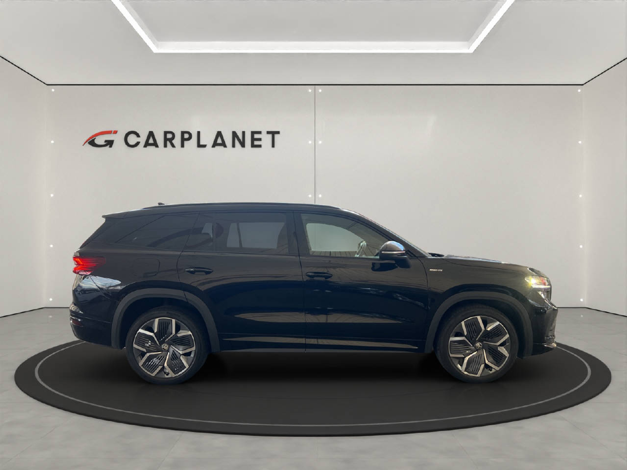 listing desktop thumbnail image 6