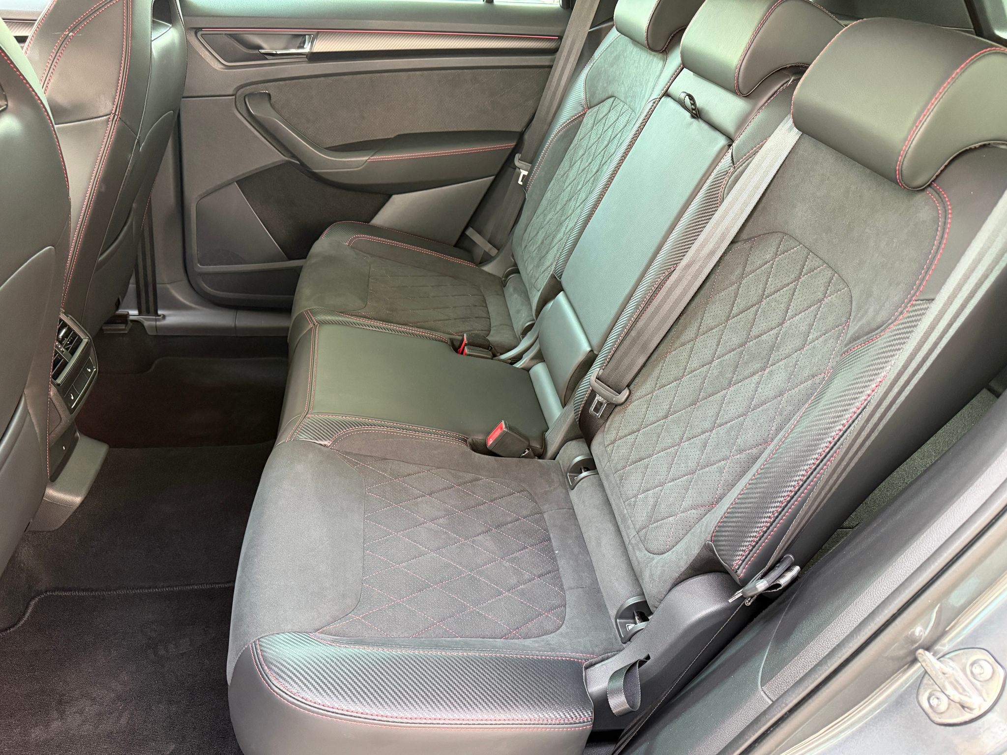 listing desktop thumbnail image 10