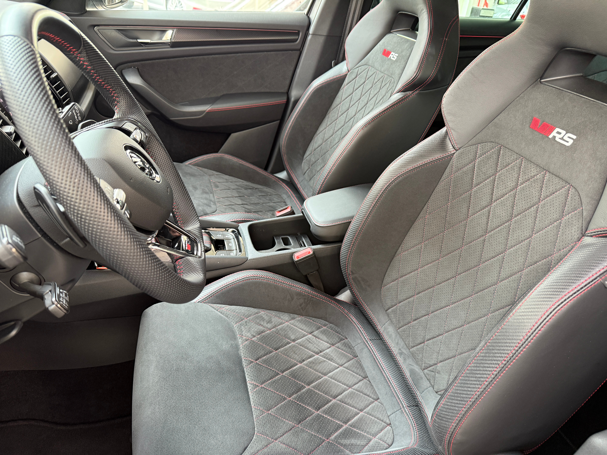 listing desktop thumbnail image 5