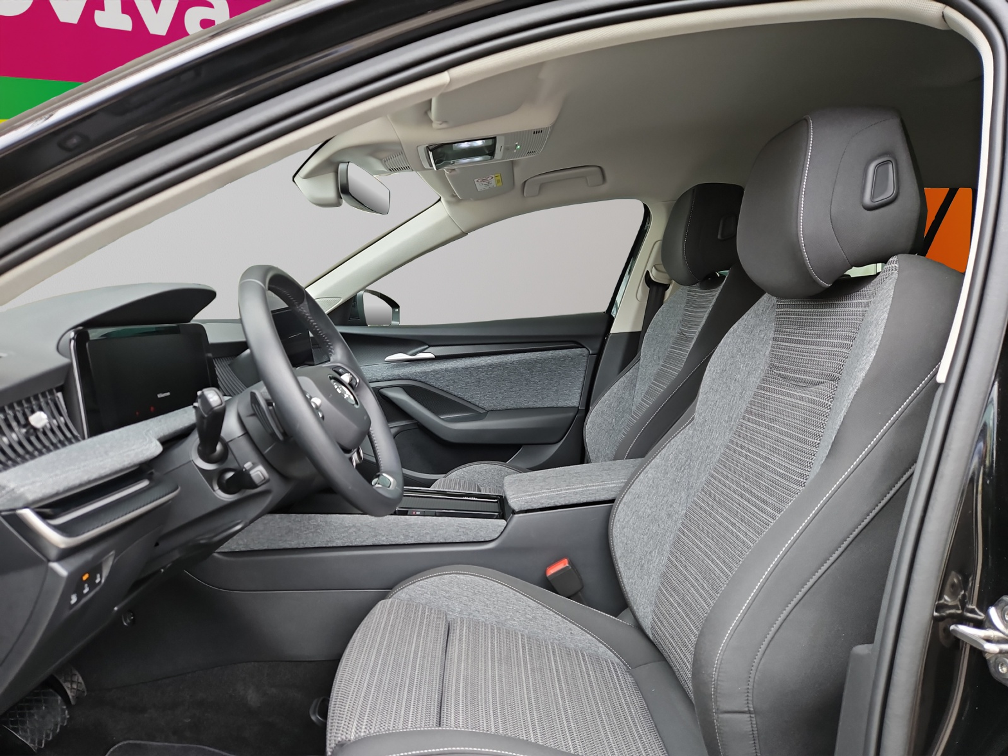 listing desktop thumbnail image 4