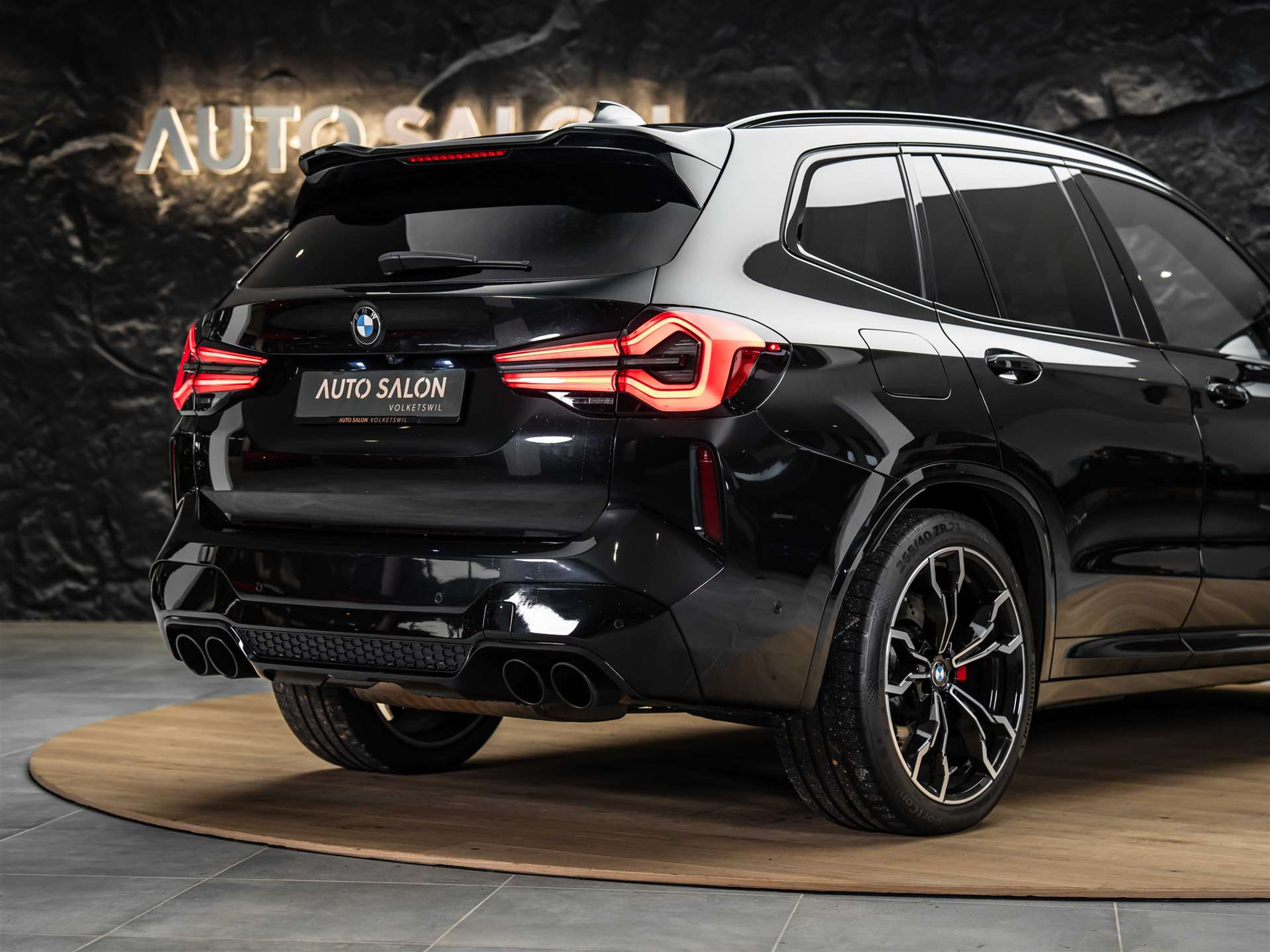 listing desktop thumbnail image 18