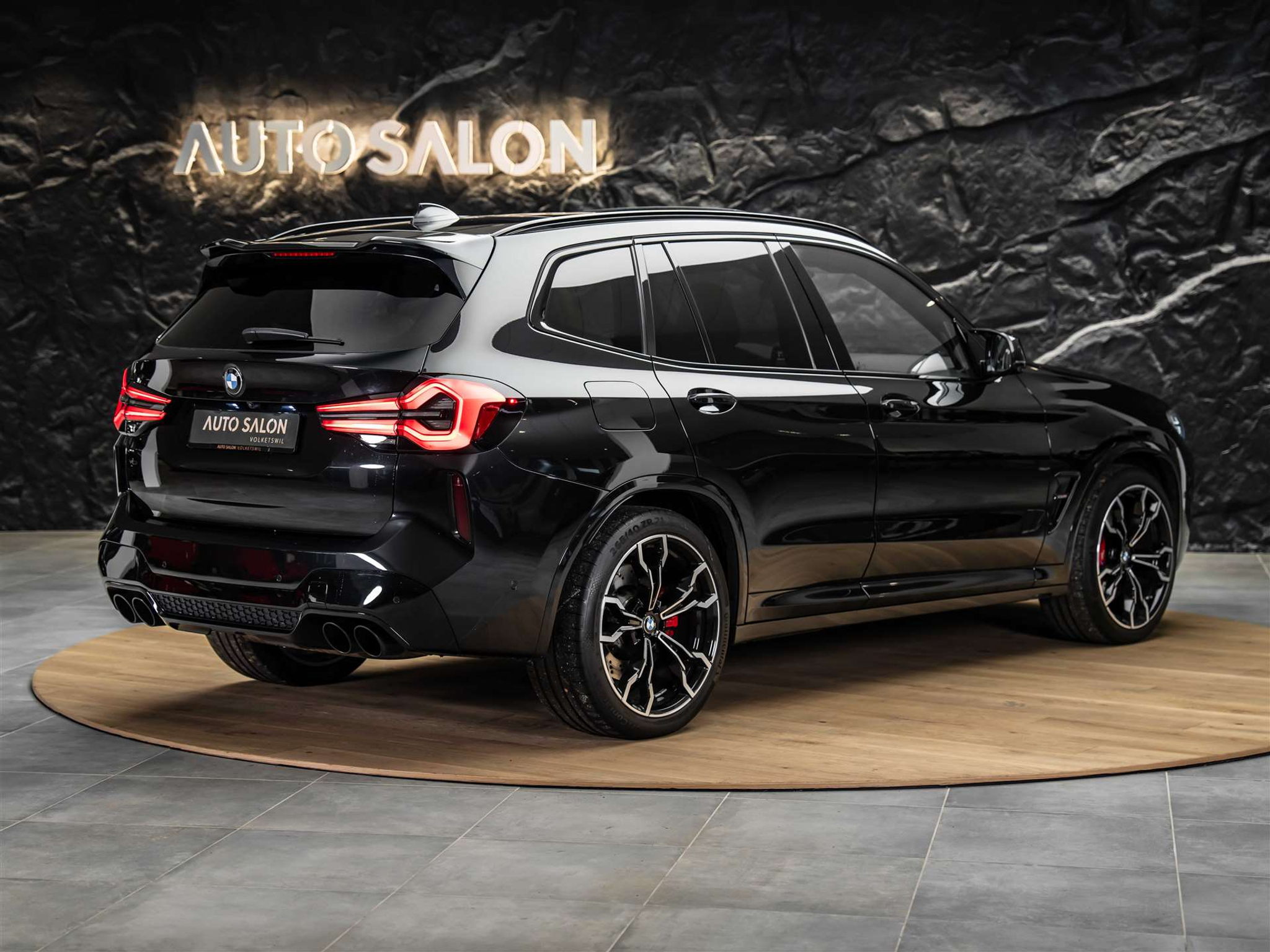 listing desktop thumbnail image 4