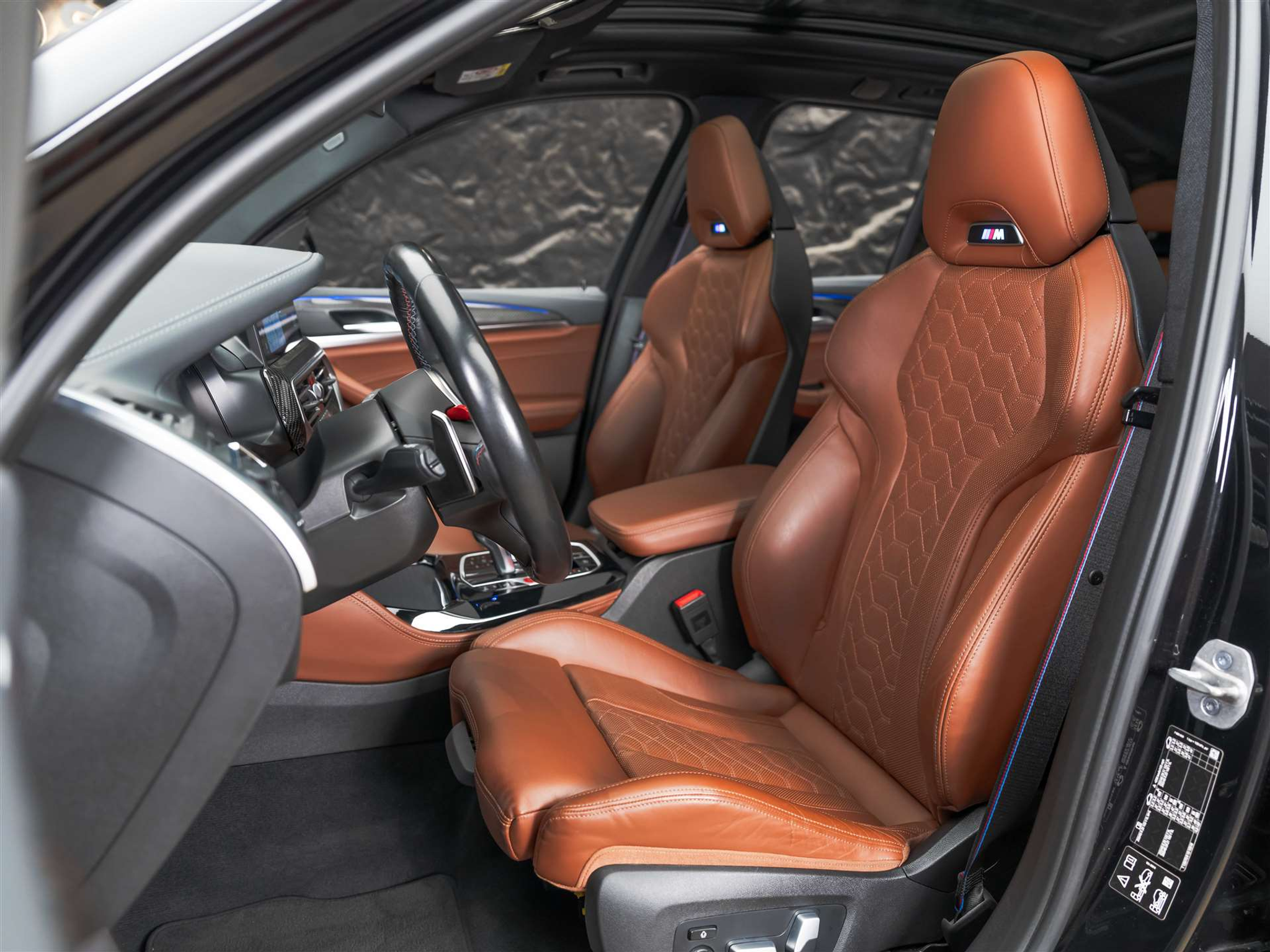 listing desktop thumbnail image 9