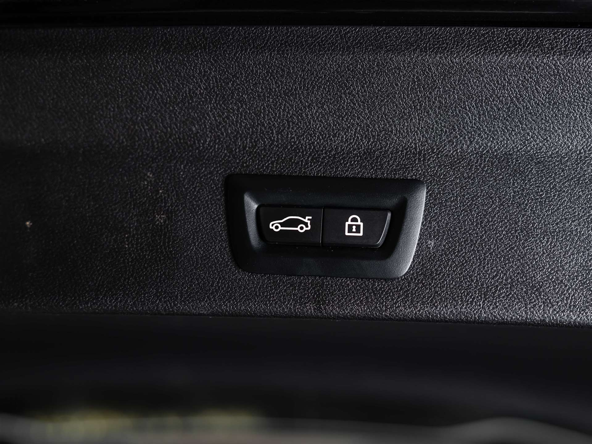 listing desktop thumbnail image 48