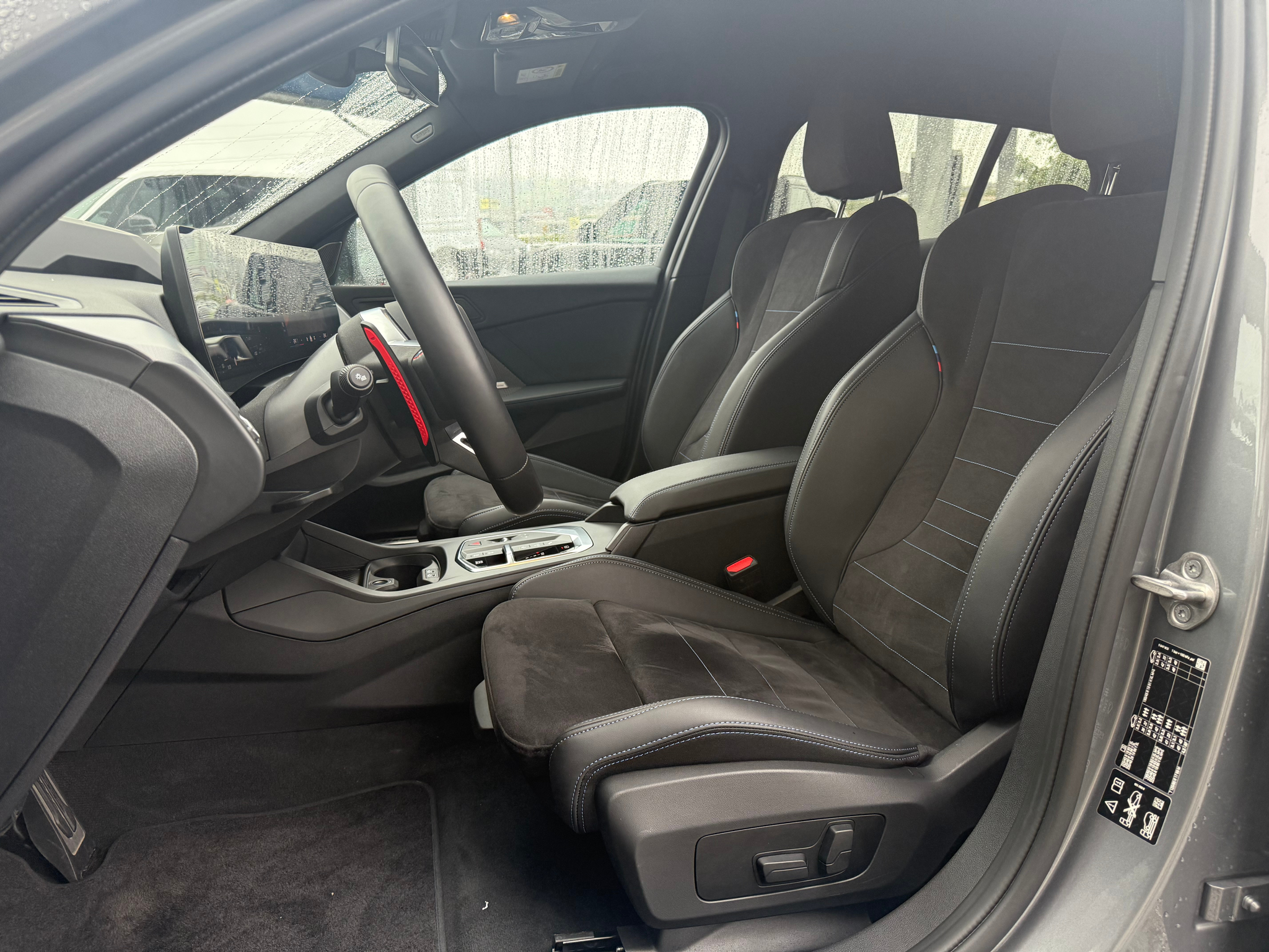 listing desktop thumbnail image 5