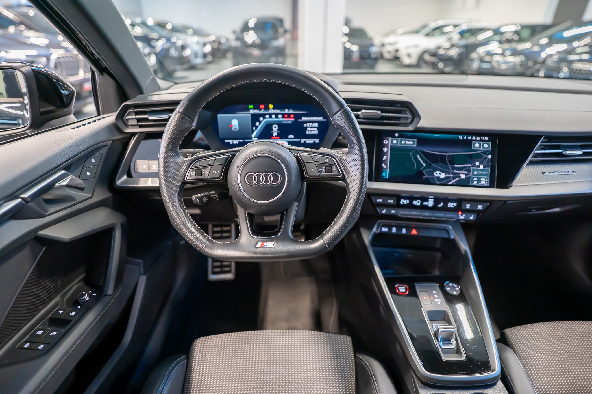 listing desktop thumbnail image 14