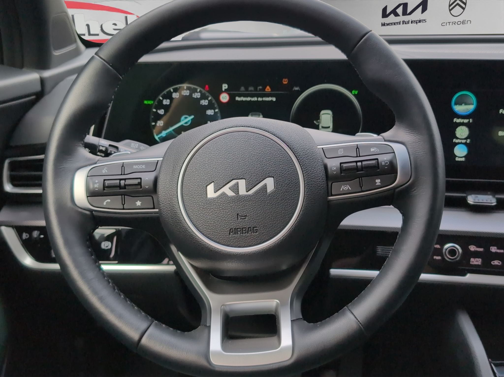 listing desktop thumbnail image 12