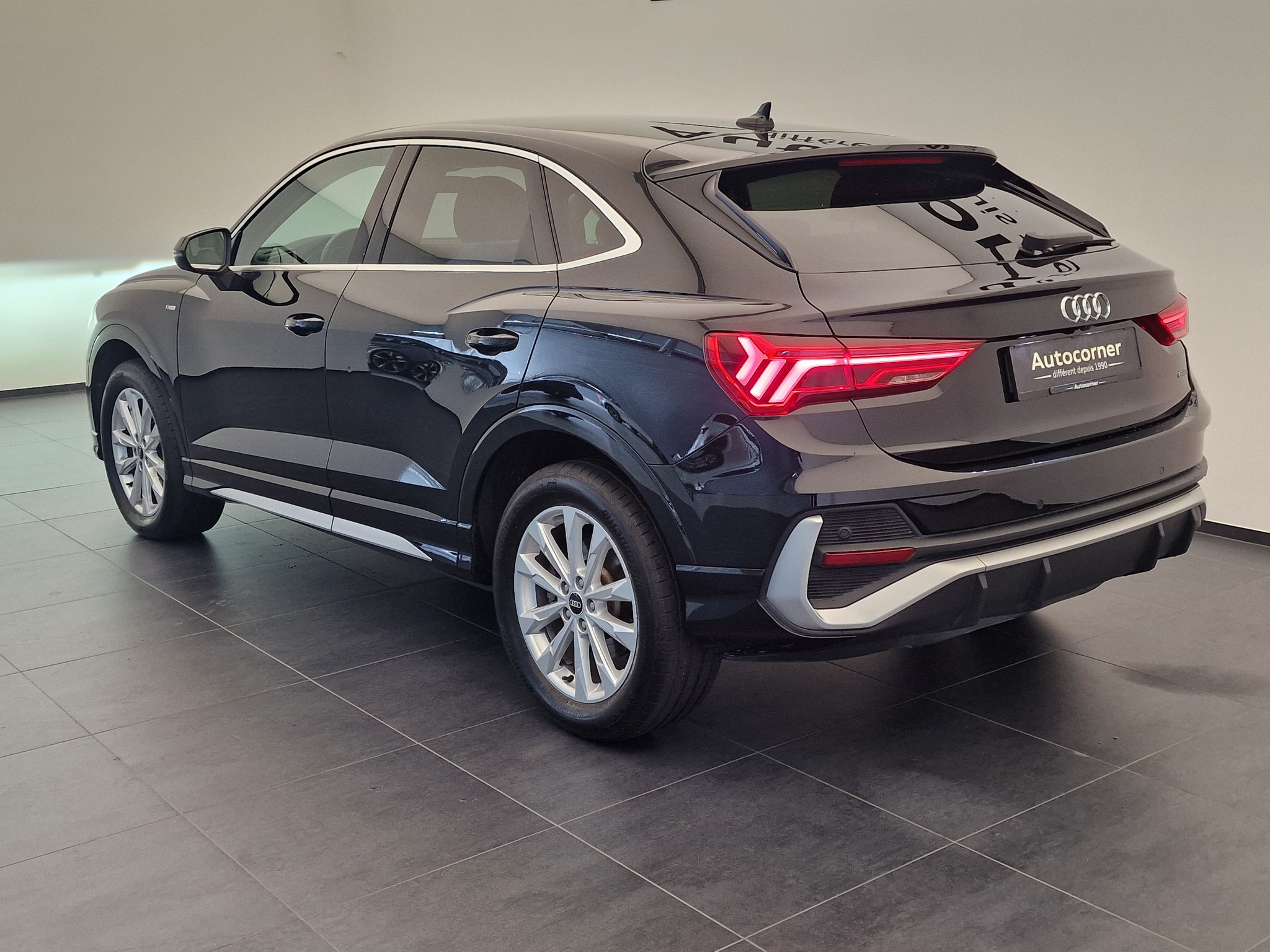 listing desktop thumbnail image 8