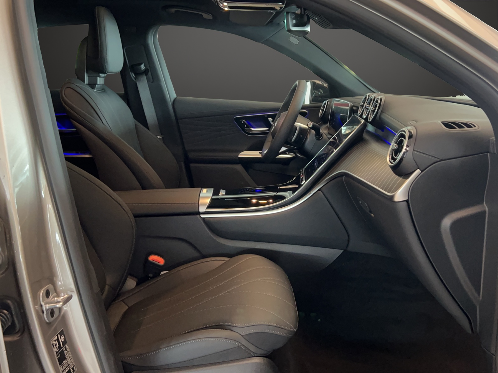 listing desktop thumbnail image 7