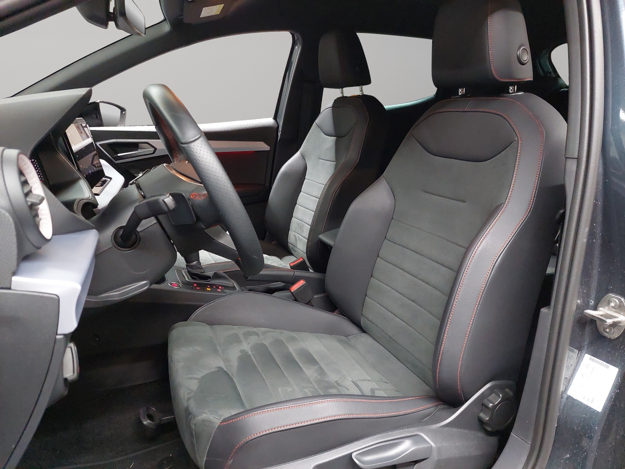 listing desktop thumbnail image 5