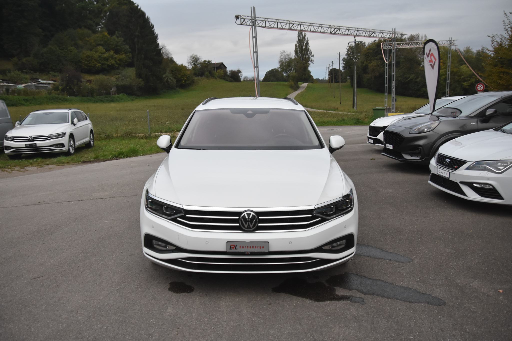 listing desktop thumbnail image 1