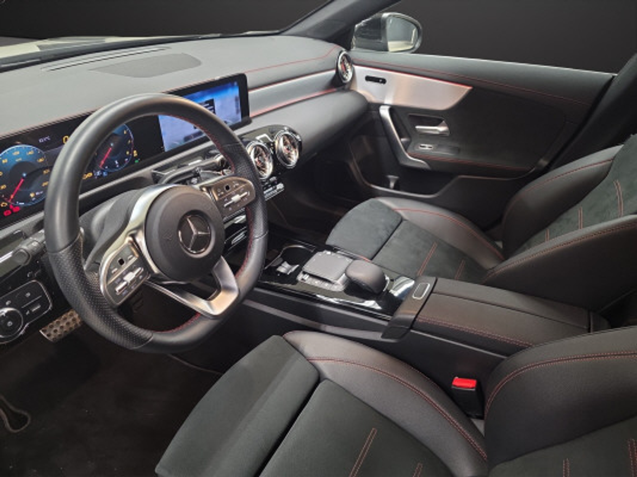 listing desktop thumbnail image 6