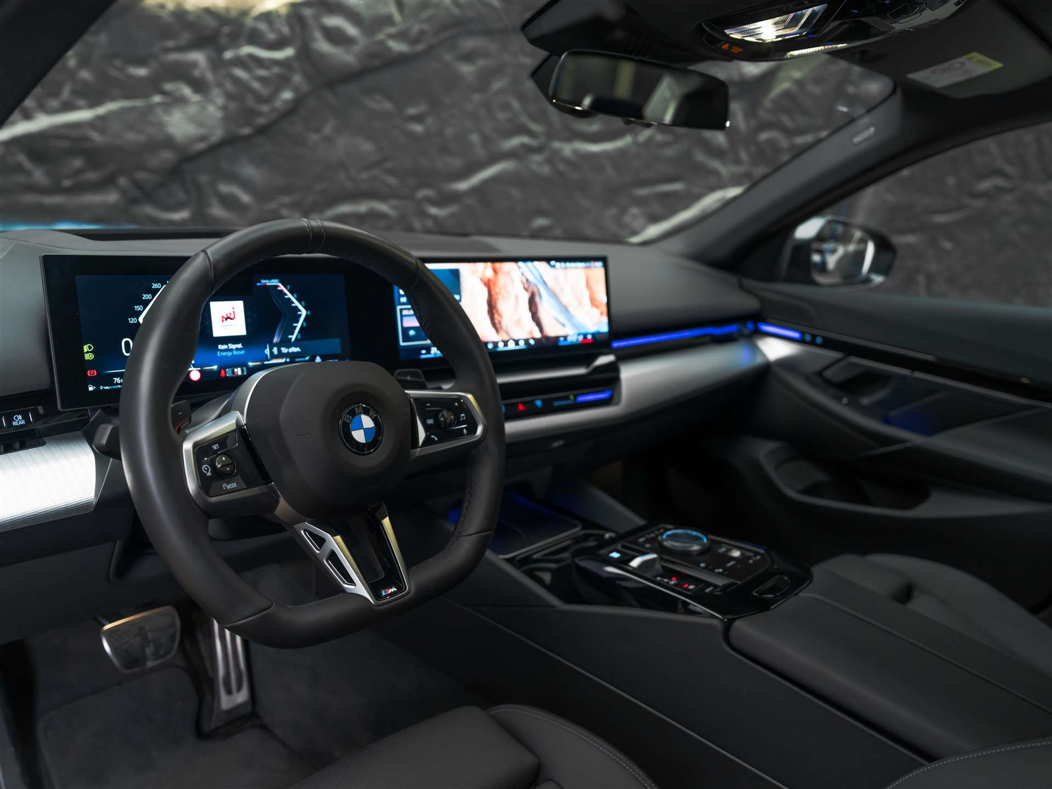 listing desktop thumbnail image 7