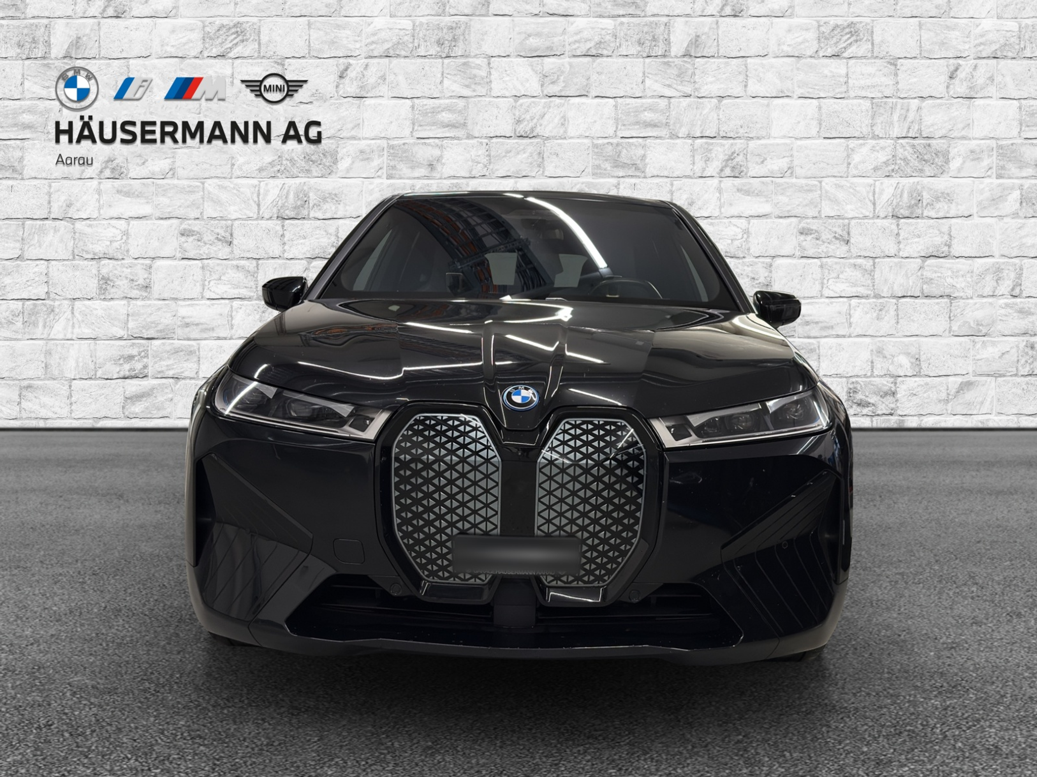 listing desktop thumbnail image 1