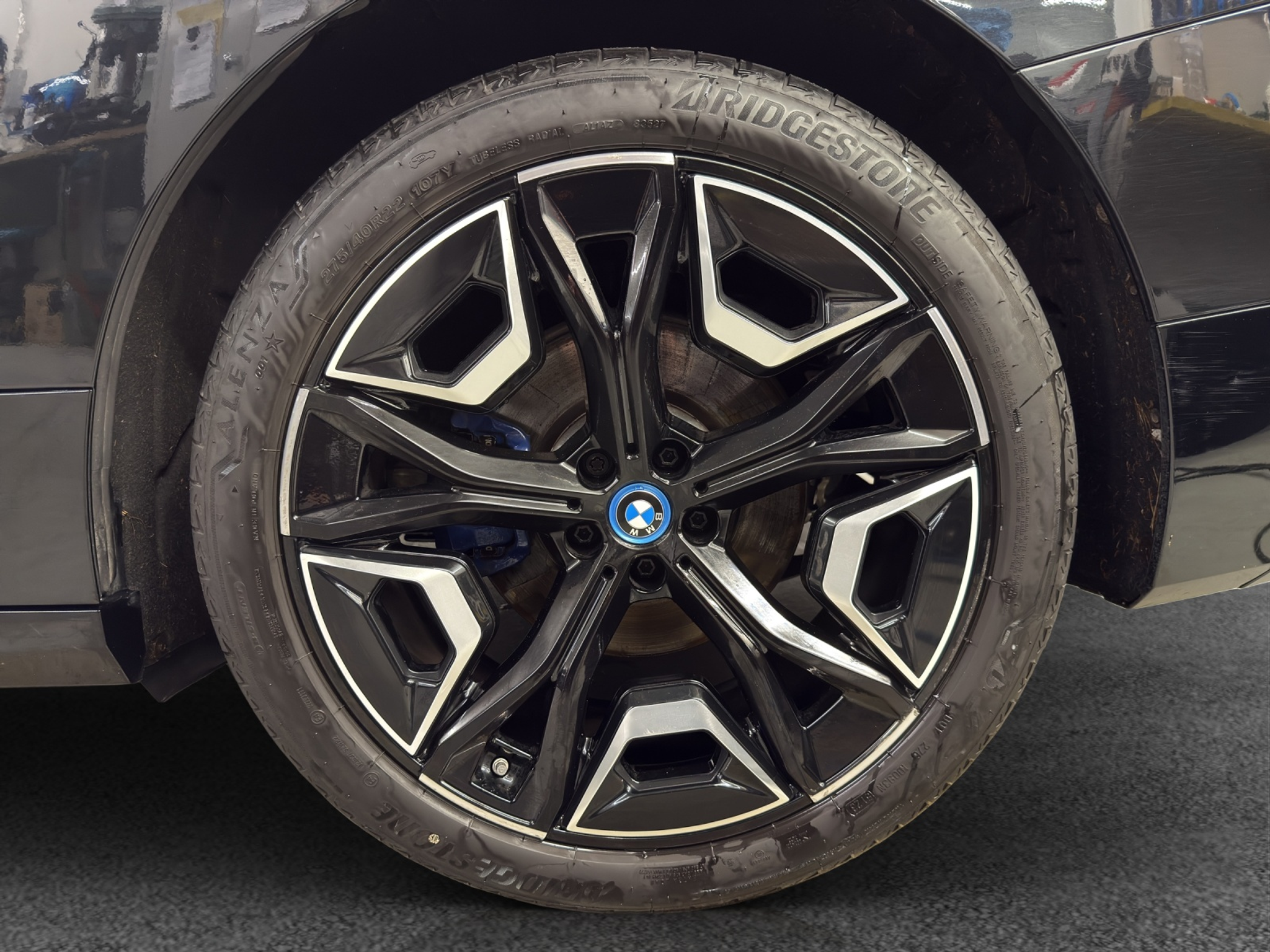 listing desktop thumbnail image 9