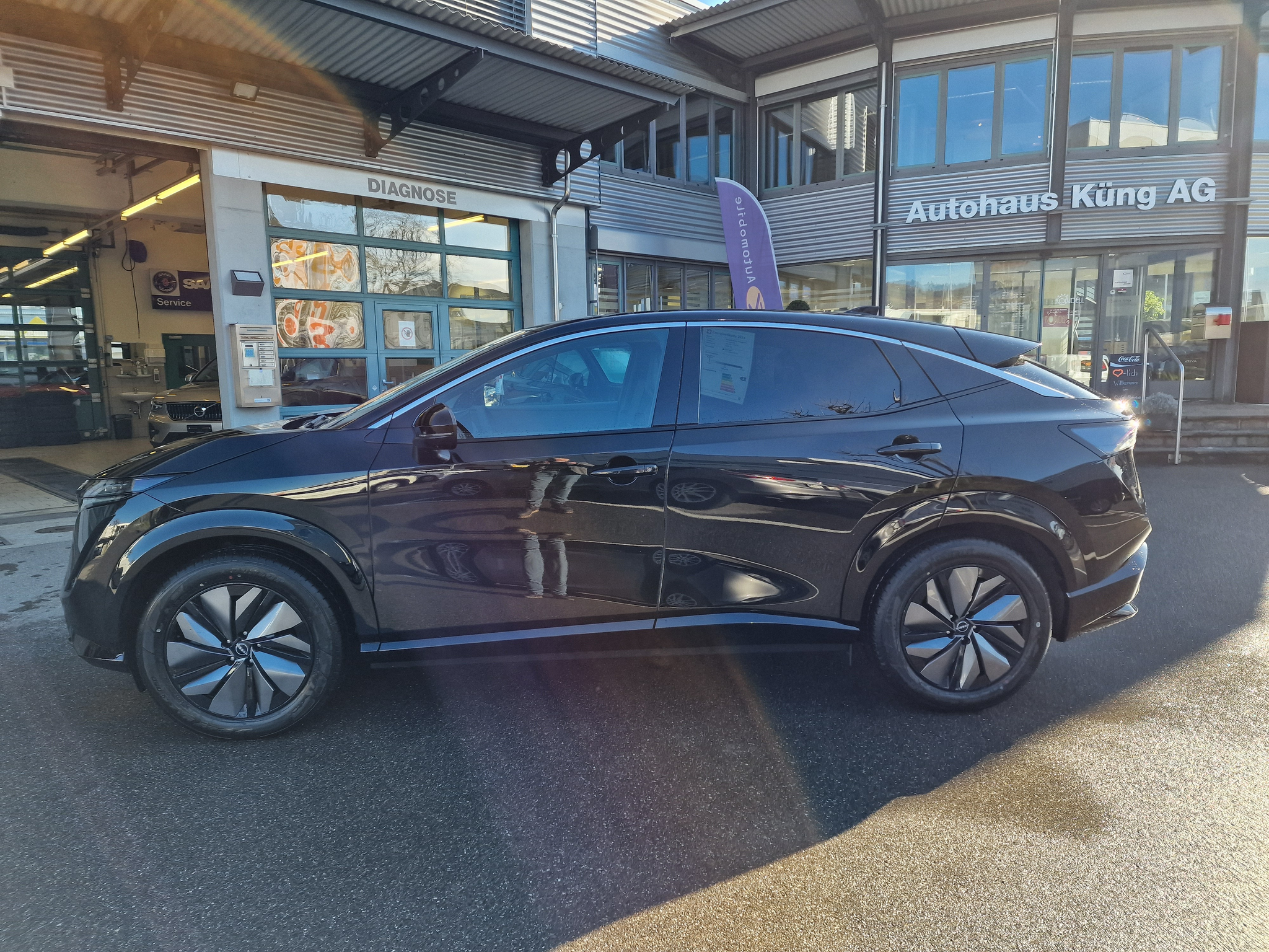 listing desktop thumbnail image 9