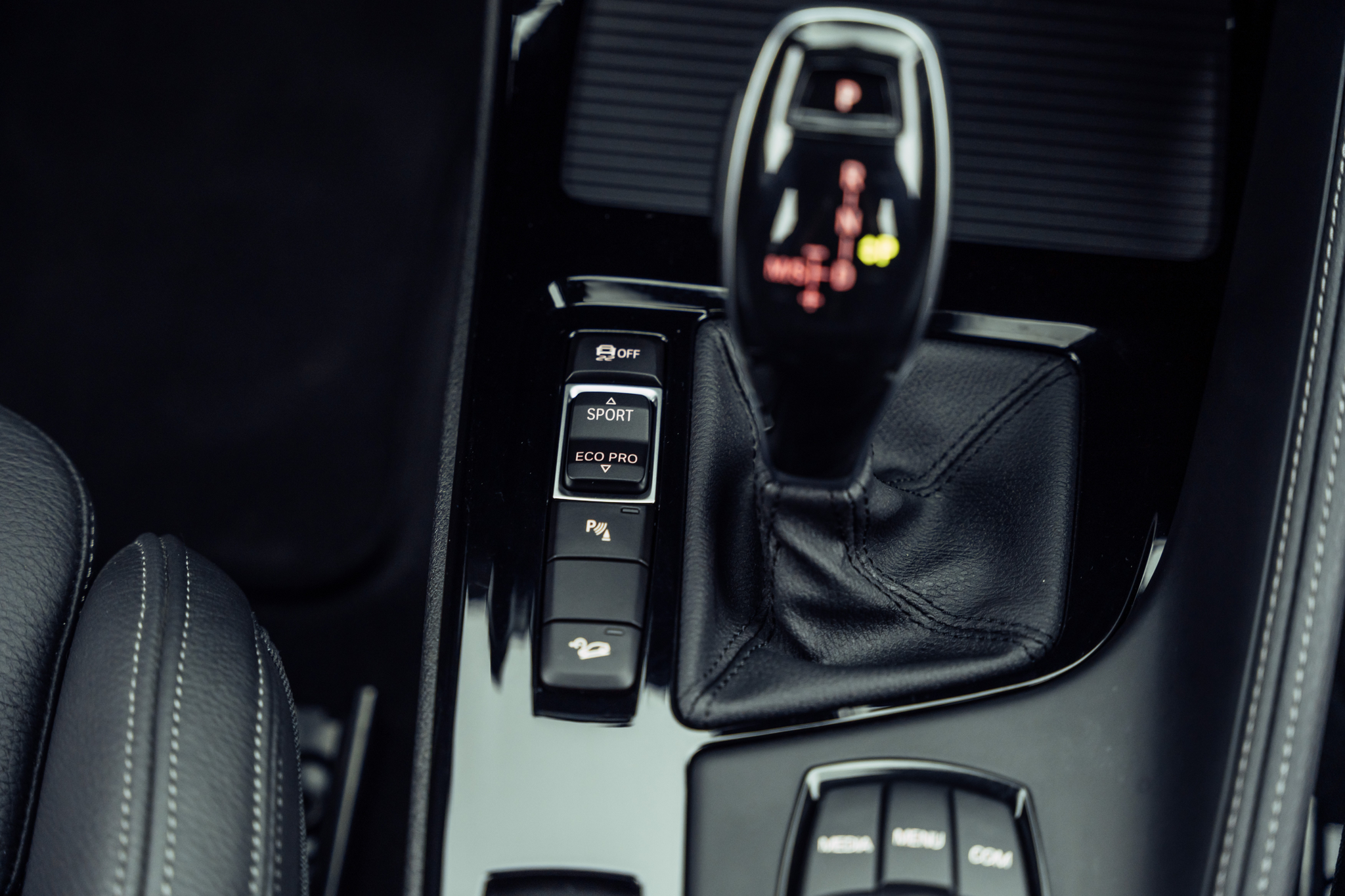 listing desktop thumbnail image 18