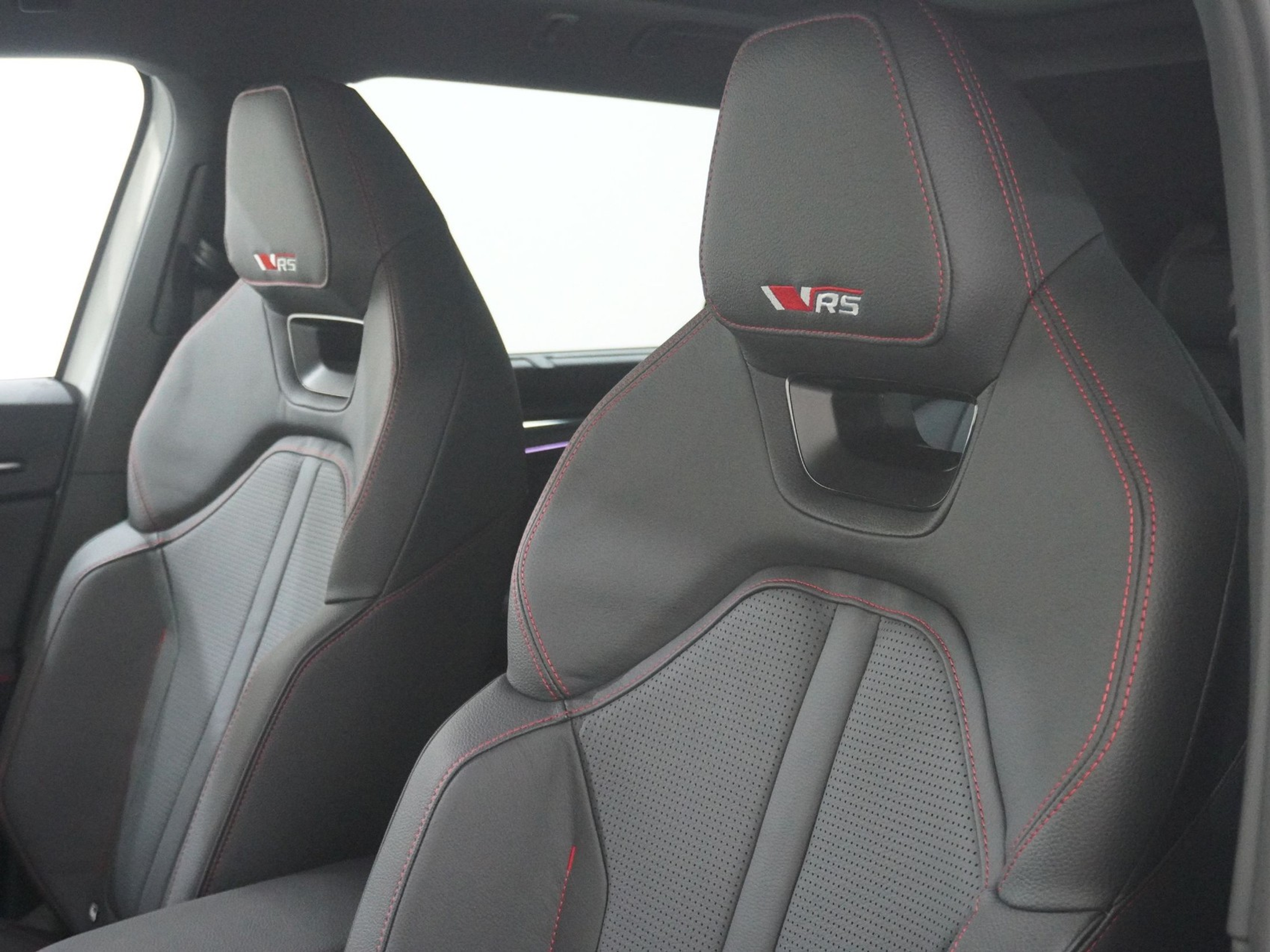 listing desktop thumbnail image 13