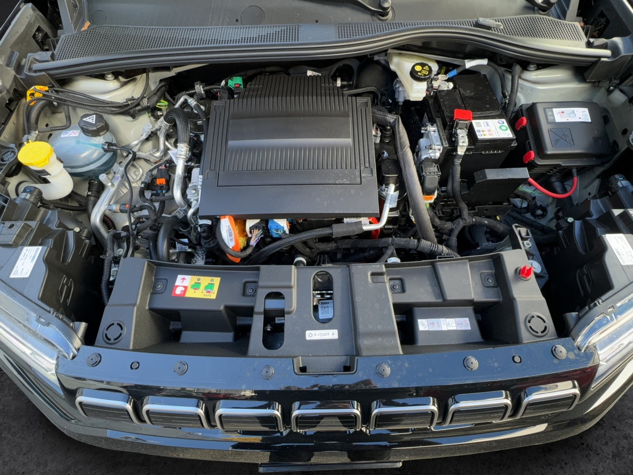 listing desktop thumbnail image 15