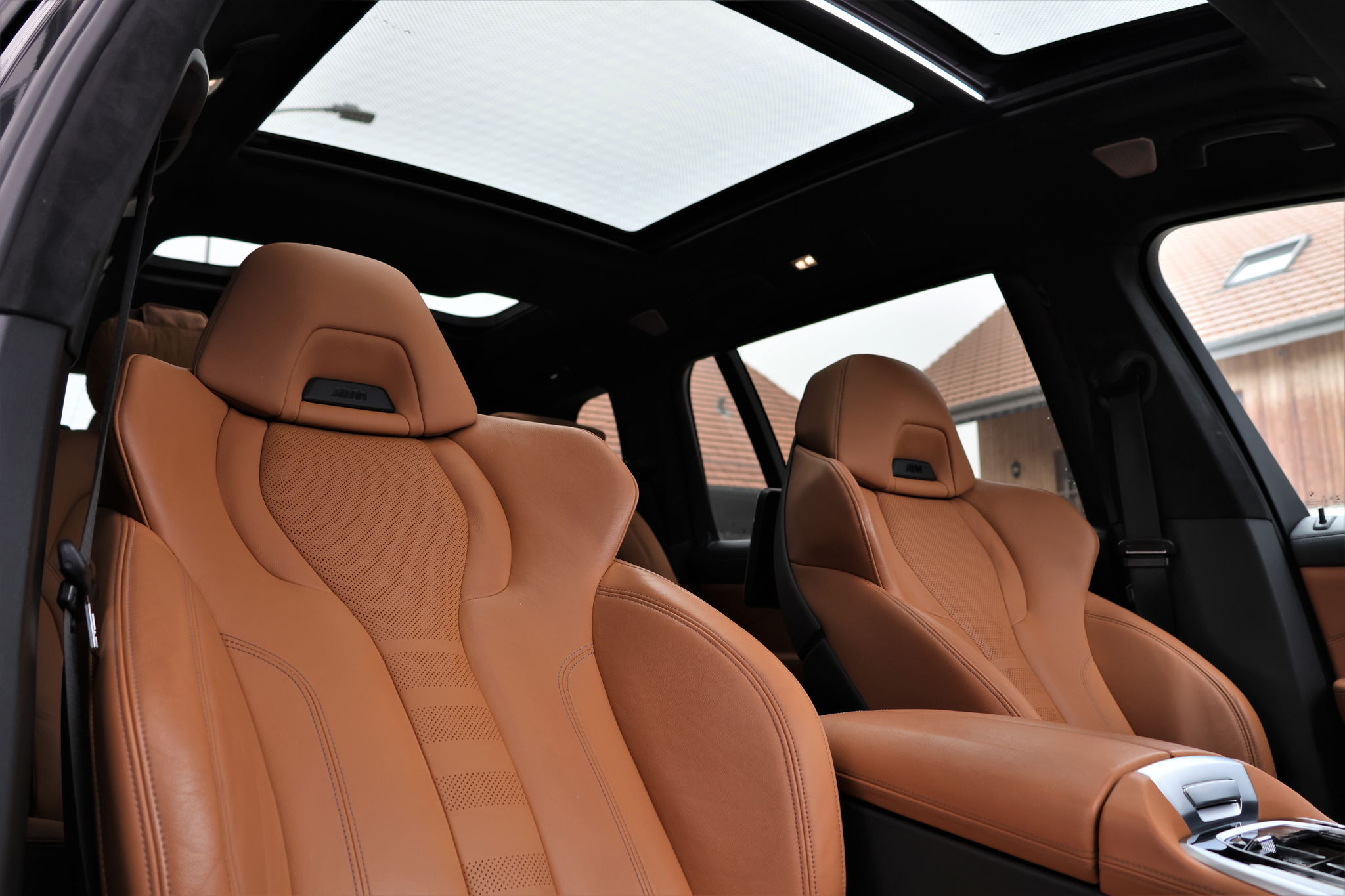 listing desktop thumbnail image 22