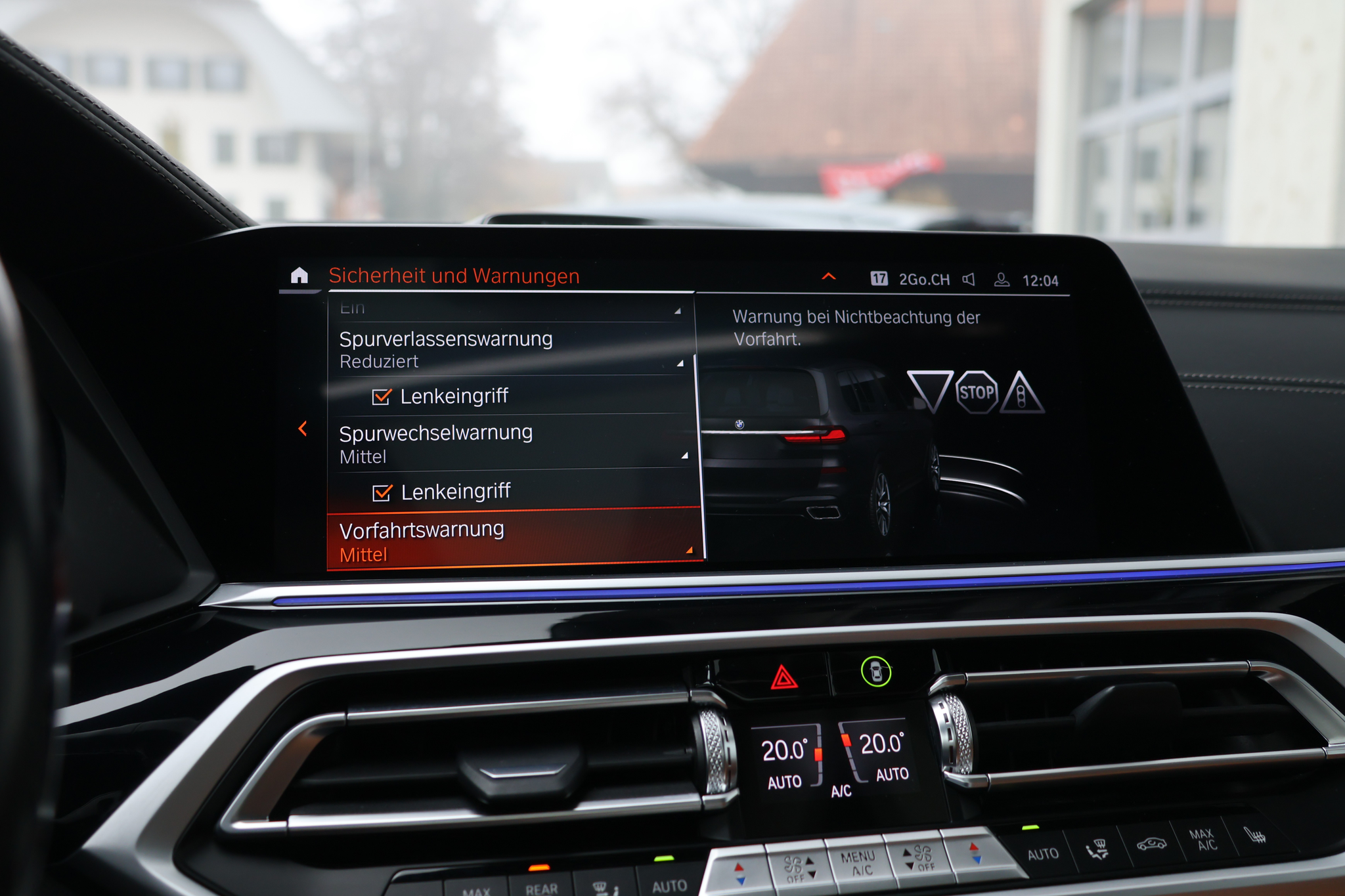 listing desktop thumbnail image 25