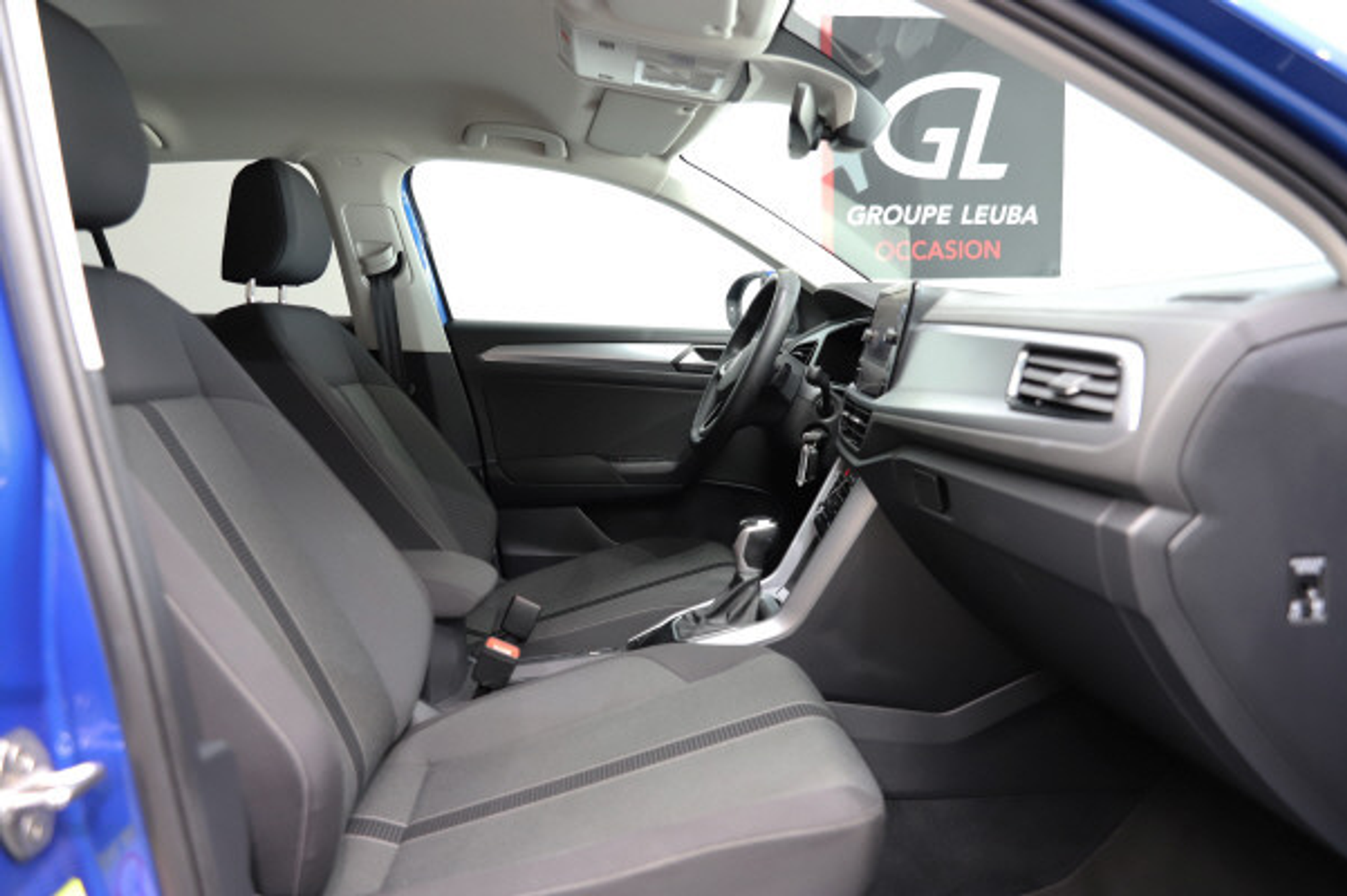 listing desktop thumbnail image 8