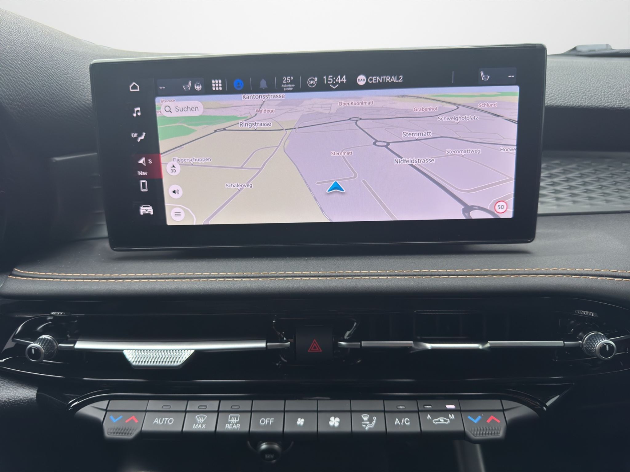 listing desktop thumbnail image 8