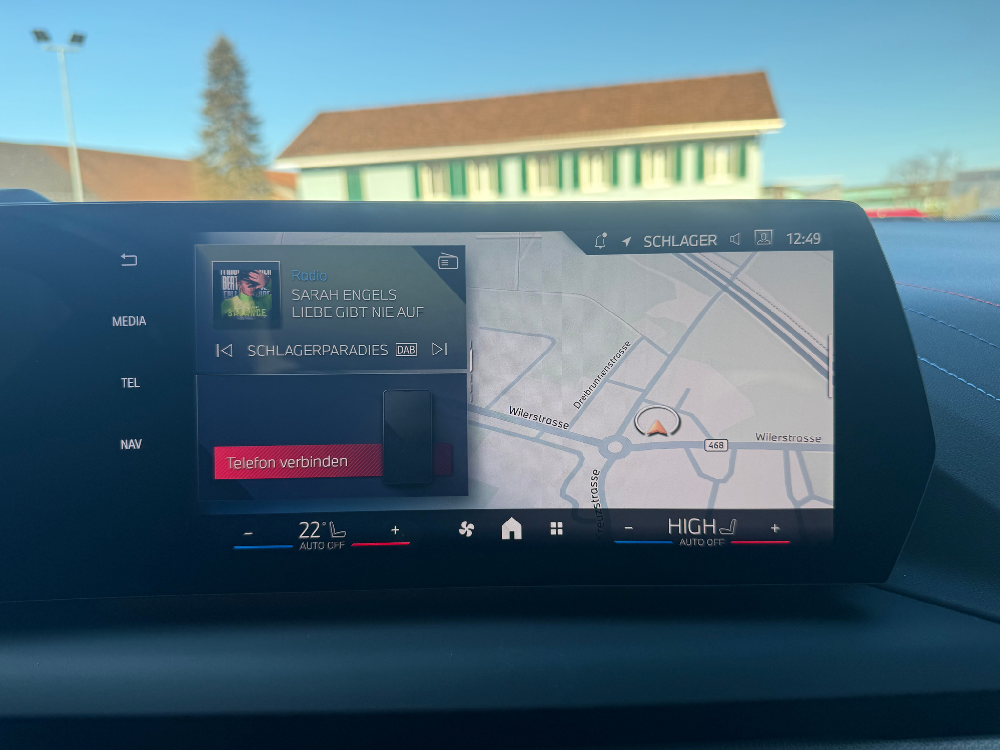 listing desktop thumbnail image 12