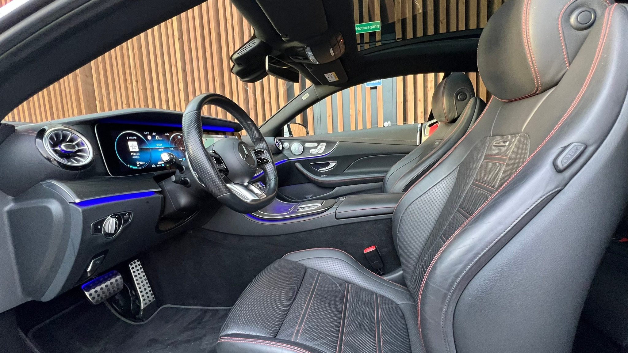 listing desktop thumbnail image 24