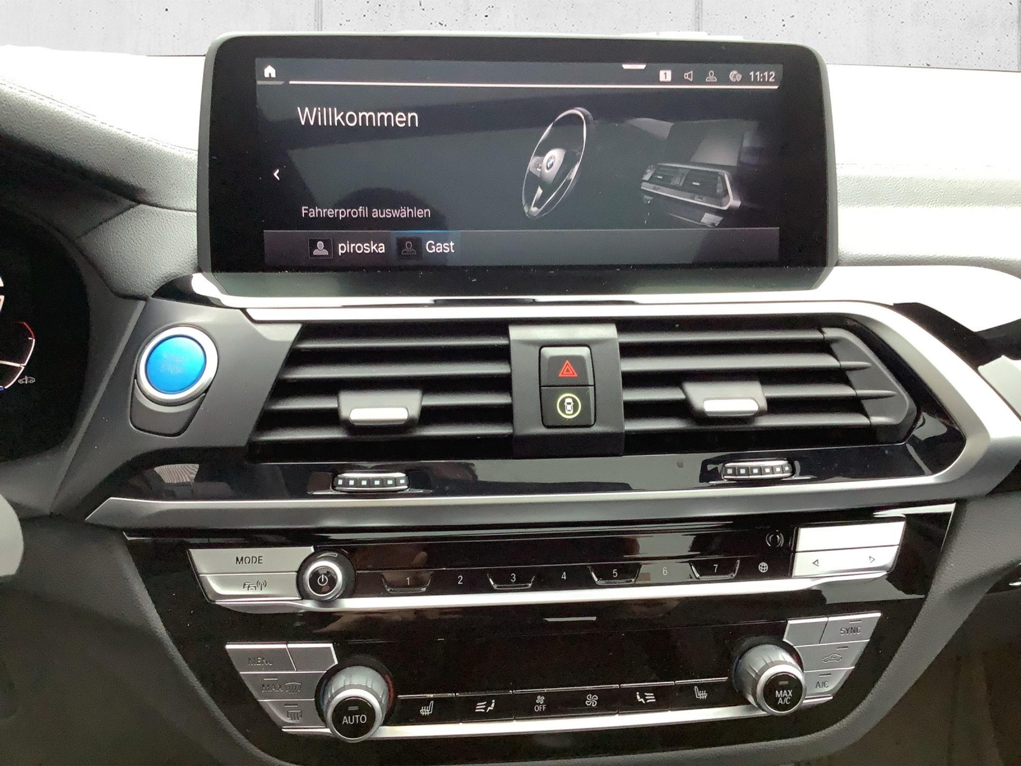 listing desktop thumbnail image 16