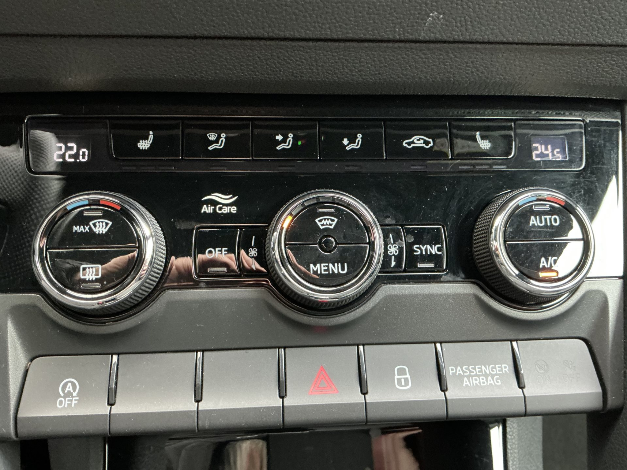 listing desktop thumbnail image 23