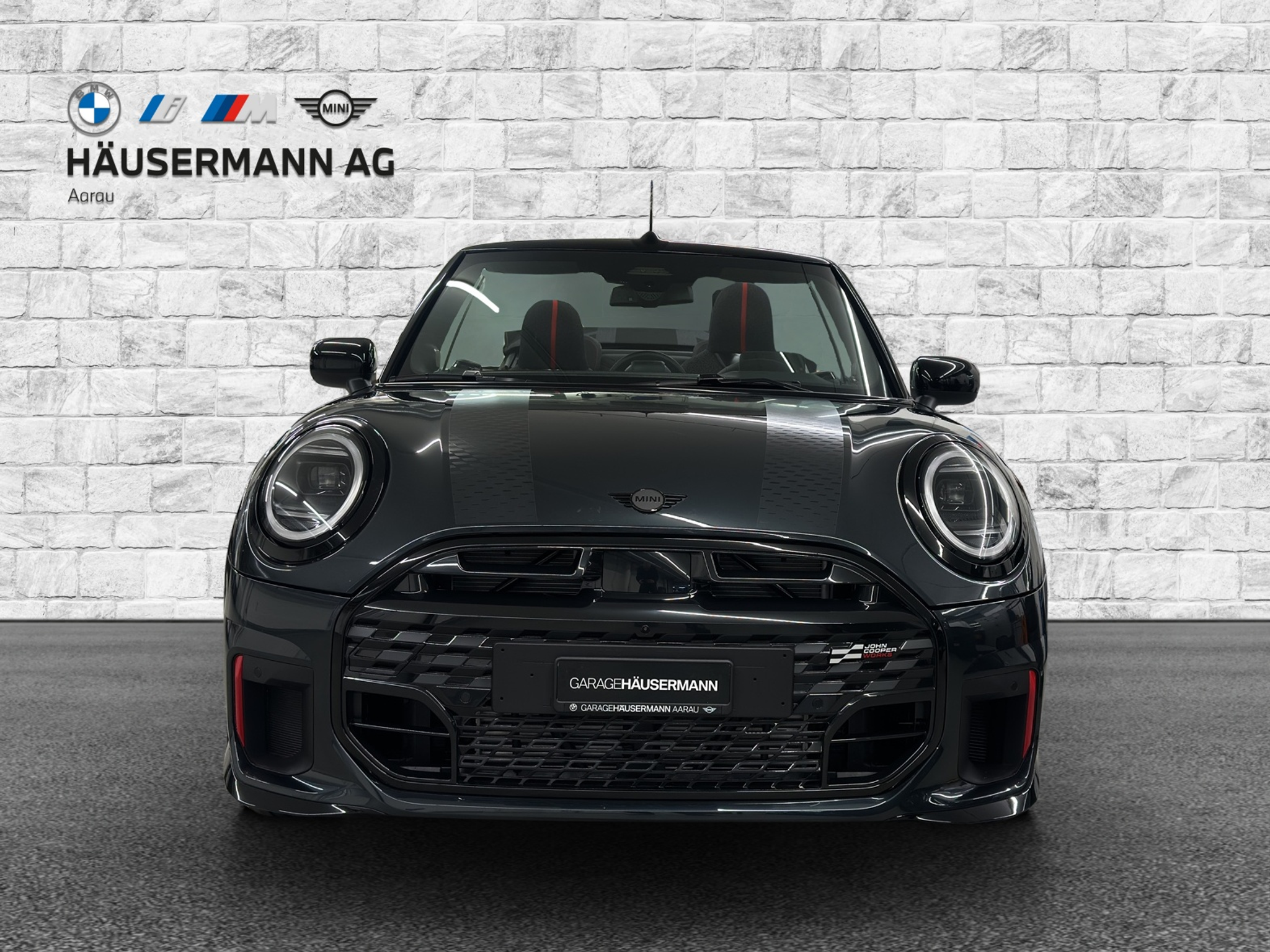 listing desktop thumbnail image 1